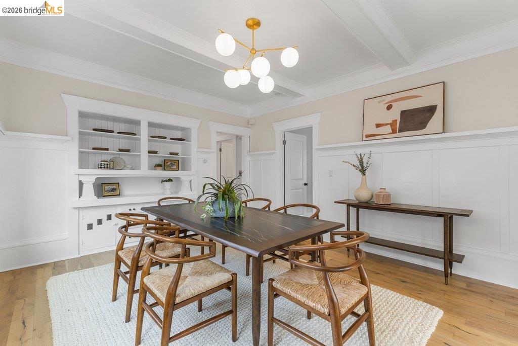 Detail Gallery Image 16 of 52 For 1072 57th St, Oakland,  CA 94608 - 2 Beds | 2 Baths