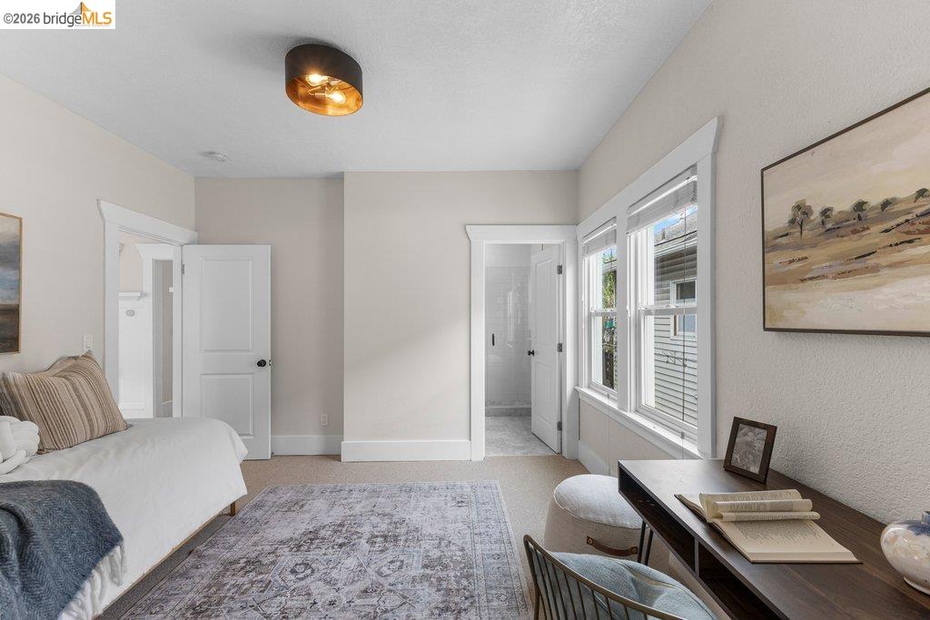 Detail Gallery Image 31 of 52 For 1072 57th St, Oakland,  CA 94608 - 2 Beds | 2 Baths