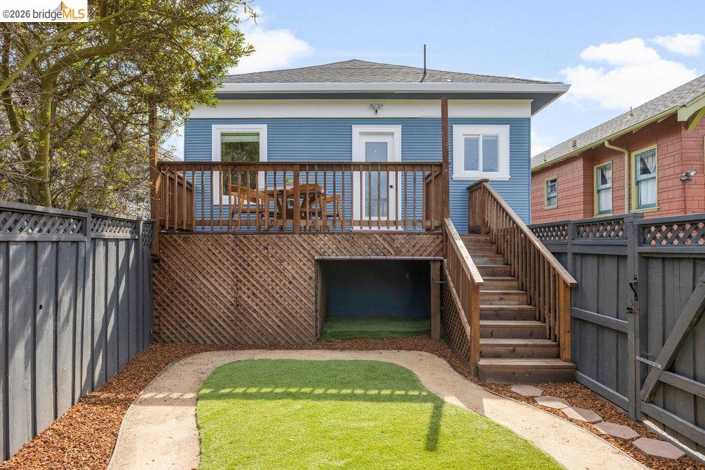 Detail Gallery Image 36 of 52 For 1072 57th St, Oakland,  CA 94608 - 2 Beds | 2 Baths