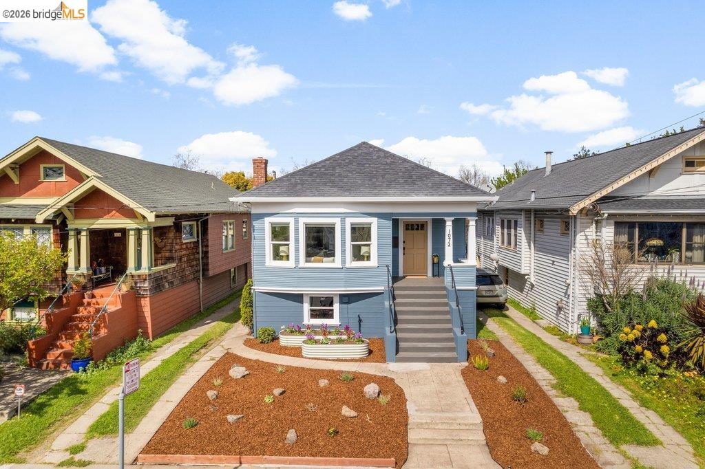 Detail Gallery Image 40 of 52 For 1072 57th St, Oakland,  CA 94608 - 2 Beds | 2 Baths