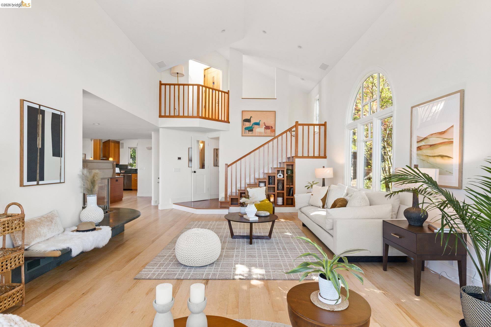 Detail Gallery Image 23 of 60 For 2893 Buena Vista Way, Berkeley,  CA 94708 - 4 Beds | 3/2 Baths