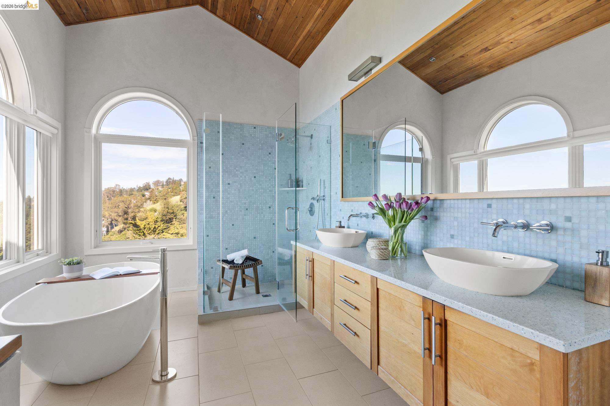 Detail Gallery Image 30 of 60 For 2893 Buena Vista Way, Berkeley,  CA 94708 - 4 Beds | 3/2 Baths