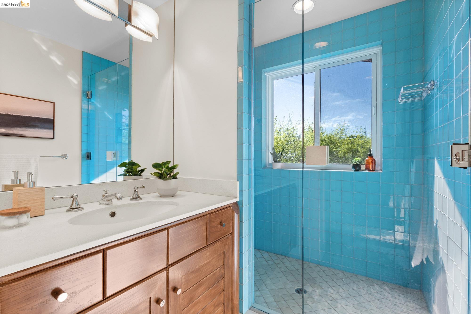 Detail Gallery Image 36 of 60 For 2893 Buena Vista Way, Berkeley,  CA 94708 - 4 Beds | 3/2 Baths