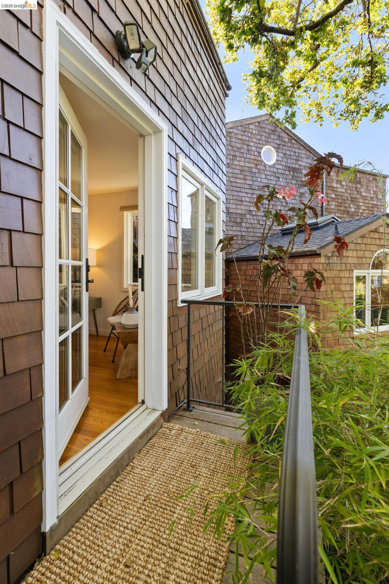 Detail Gallery Image 45 of 60 For 2893 Buena Vista Way, Berkeley,  CA 94708 - 4 Beds | 3/2 Baths