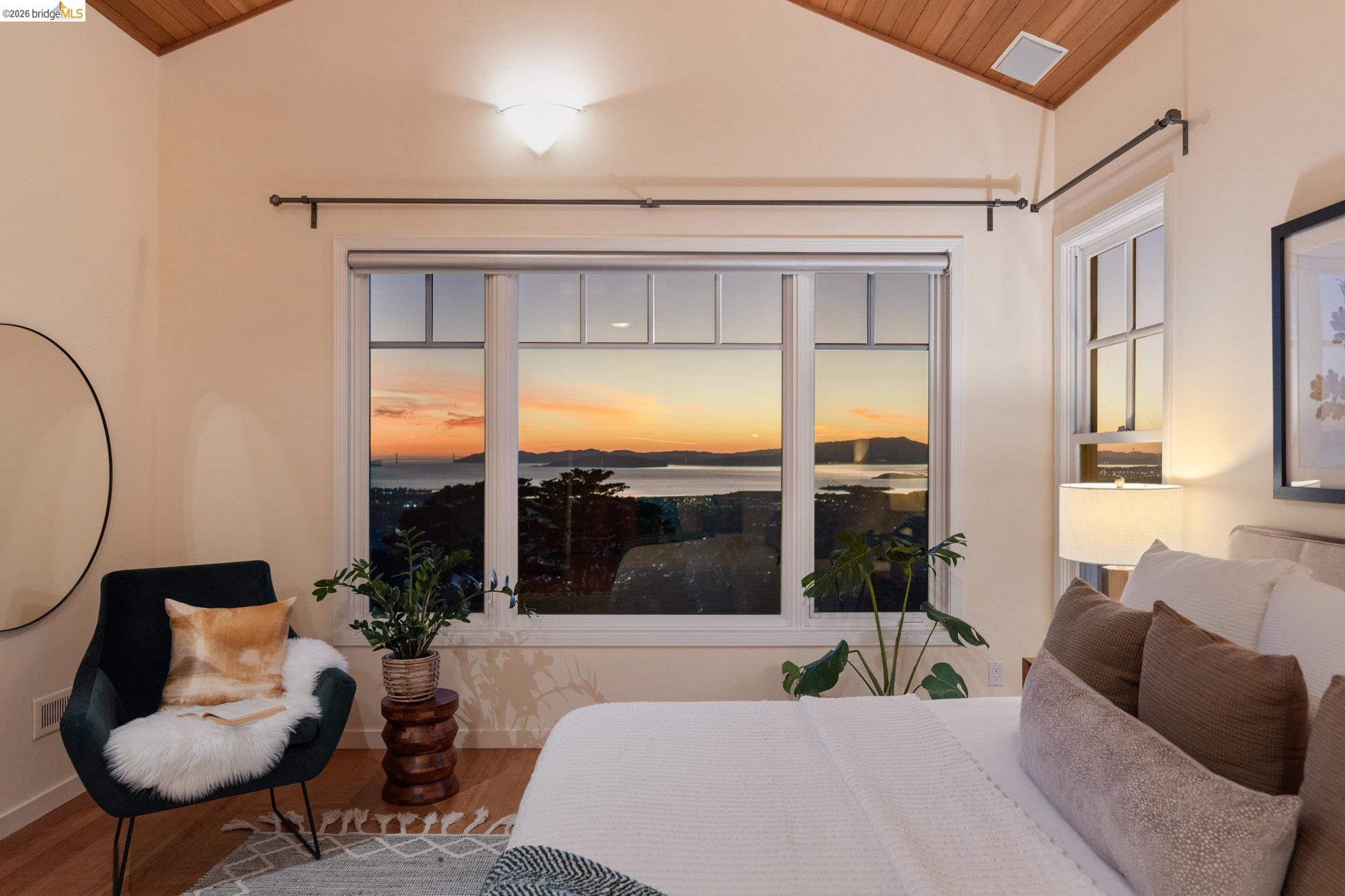 Detail Gallery Image 56 of 60 For 2893 Buena Vista Way, Berkeley,  CA 94708 - 4 Beds | 3/2 Baths