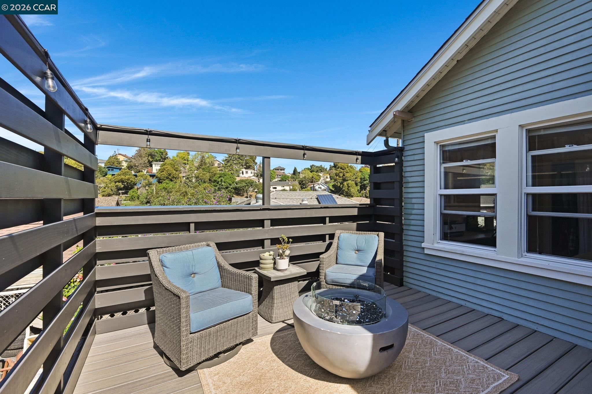 Detail Gallery Image 17 of 35 For 26 Cooke St, Crockett,  CA 94525 - 2 Beds | 1 Baths