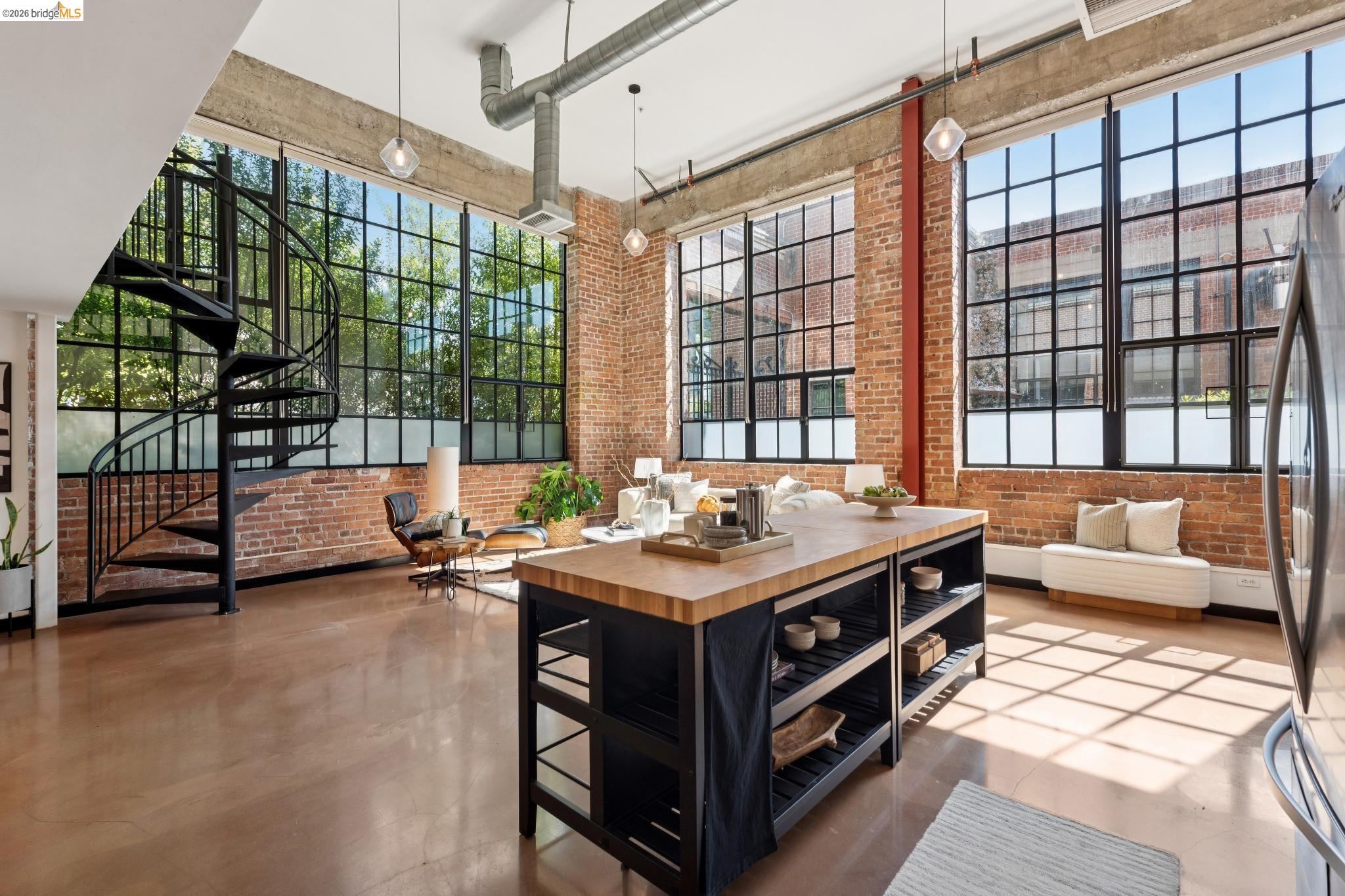 Detail Gallery Image 22 of 40 For 425 E 11th St #17,  Oakland,  CA 94606 - 1 Beds | 1 Baths