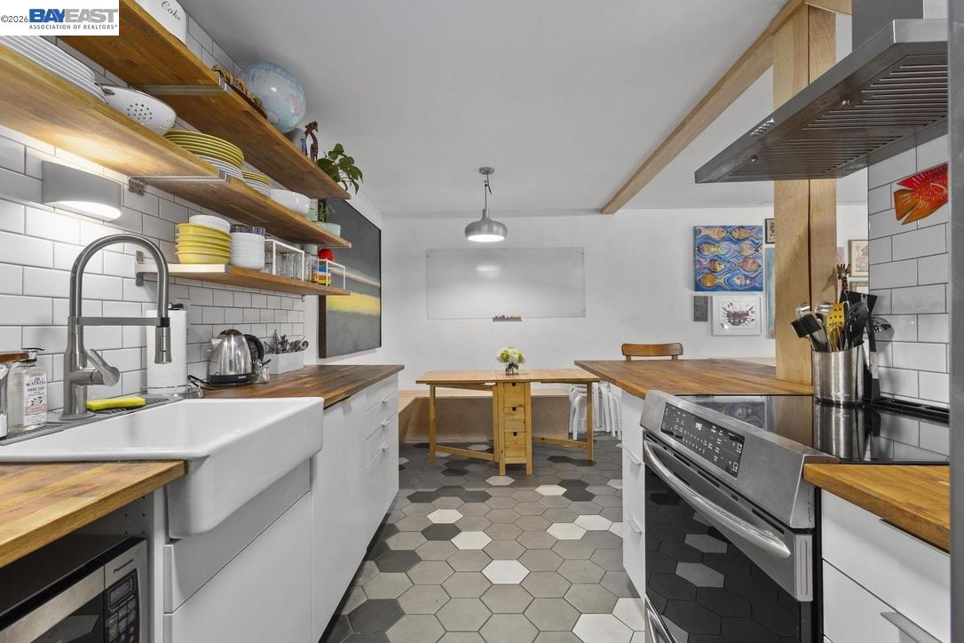 Photo #8: 41127645 Listing: Photo #8