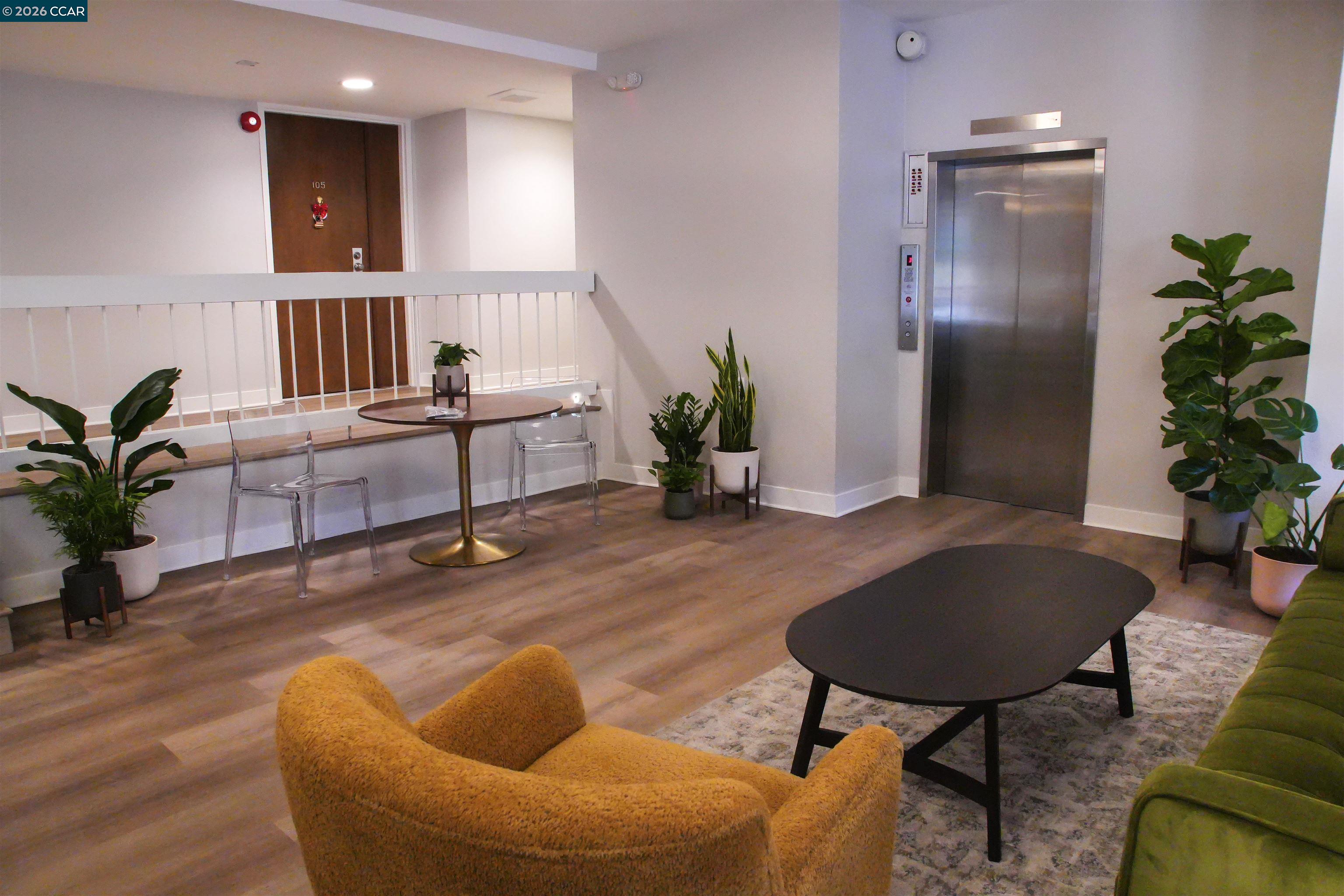 Photo #2: 41127646 Listing: Photo #2