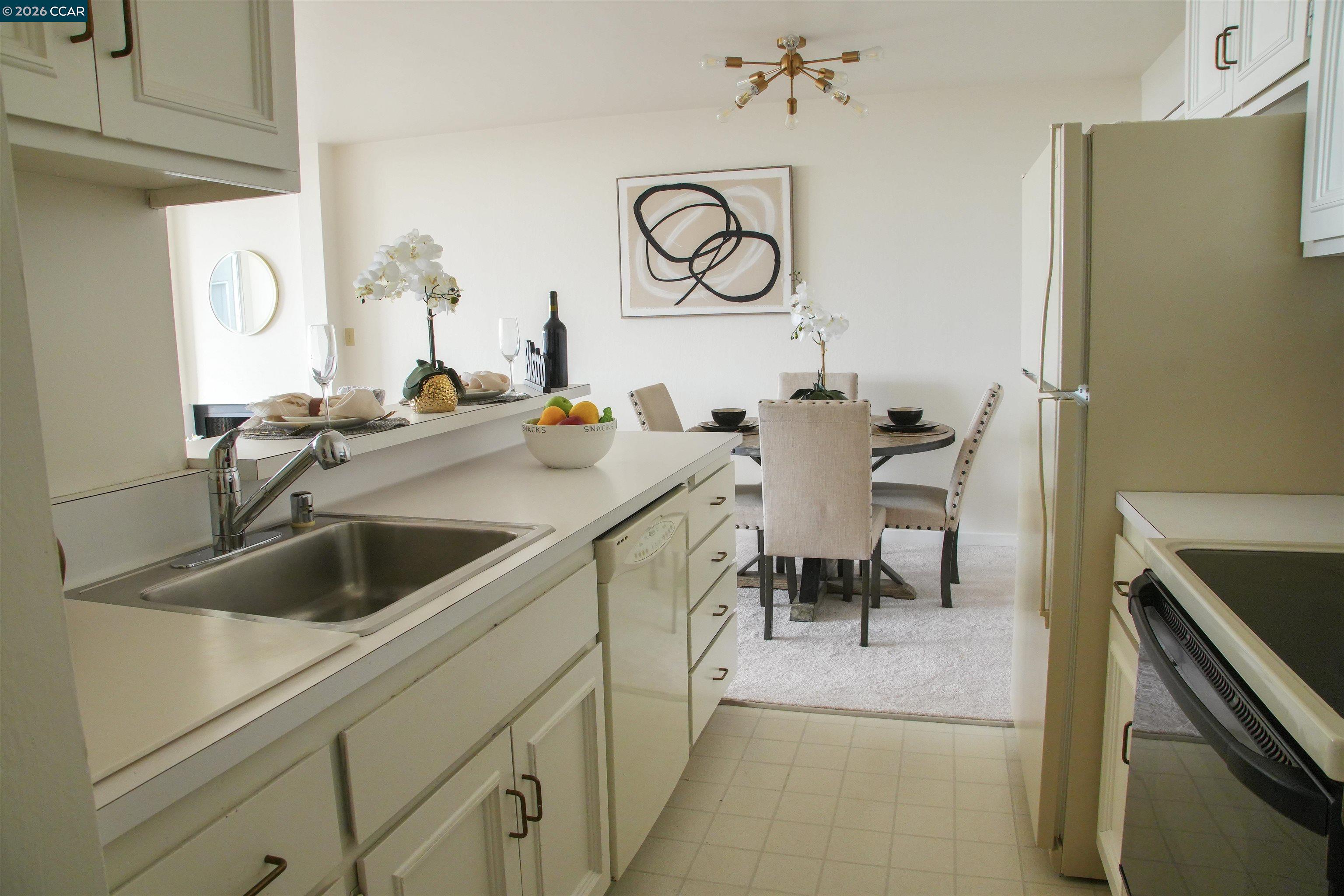 Photo #16: 41127646 Listing: Photo #16