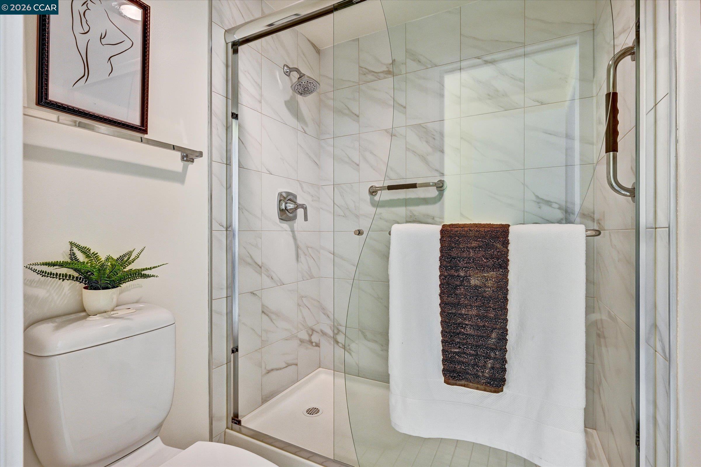 5340 Broadway Terrace # 203, Oakland CA 94618 — photo 28