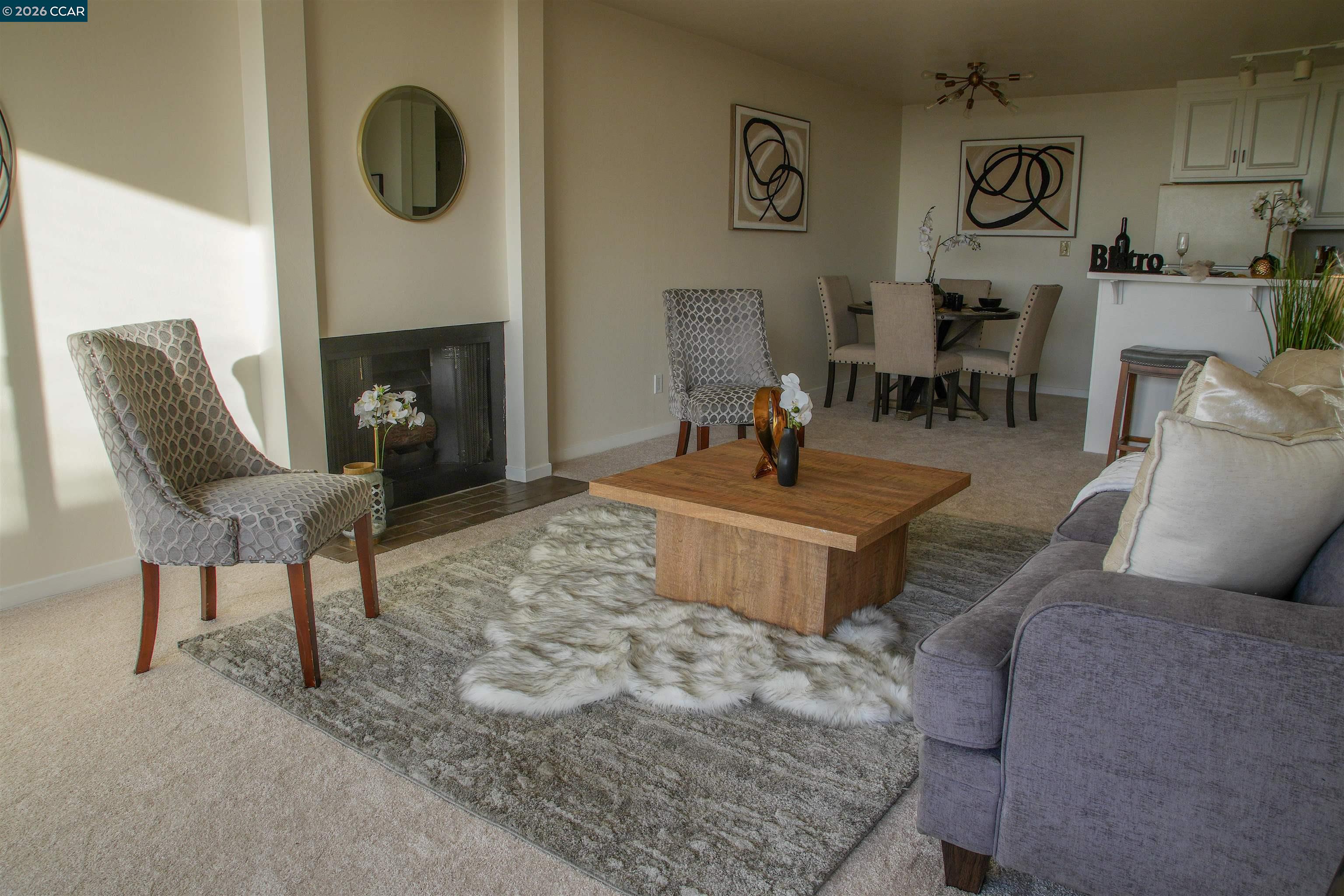 Photo #5: 41127646 Listing: Photo #5