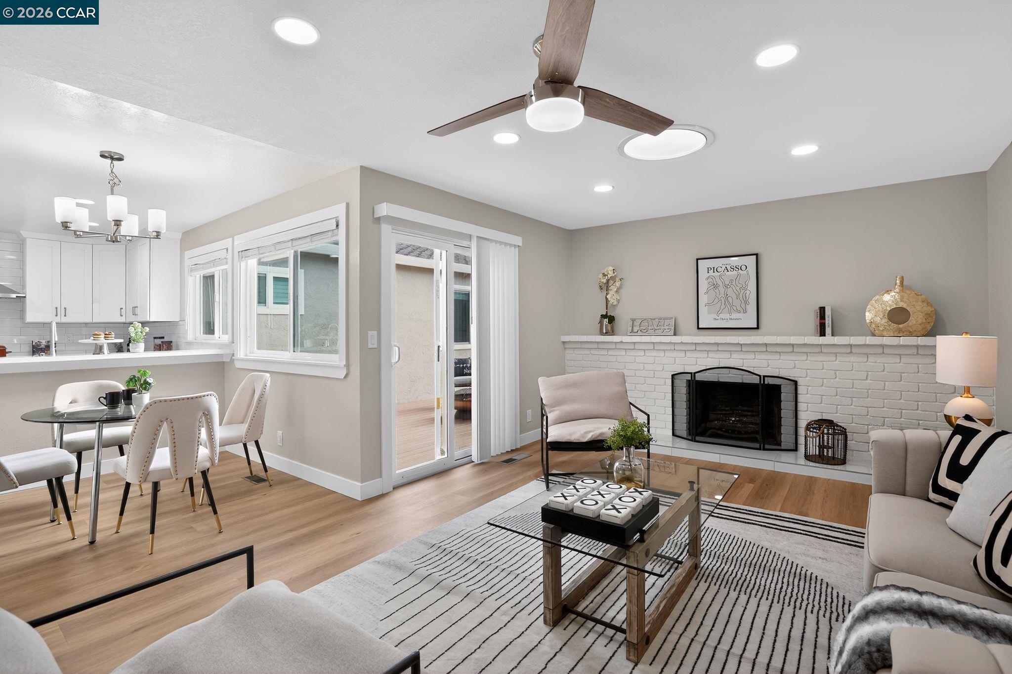 Detail Gallery Image 4 of 33 For 2612 Nevada St, Union City,  CA 94587 - 4 Beds | 2 Baths