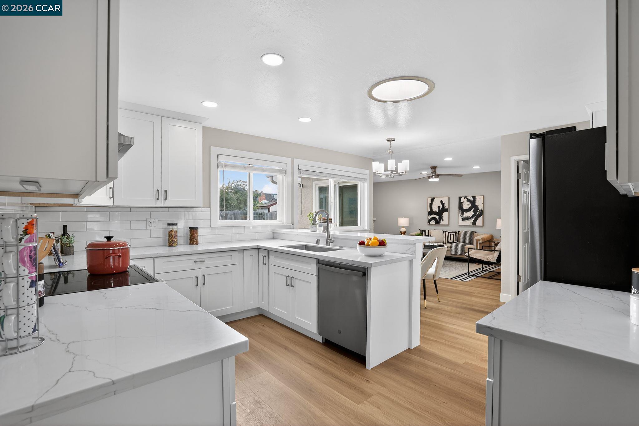 Detail Gallery Image 10 of 33 For 2612 Nevada St, Union City,  CA 94587 - 4 Beds | 2 Baths