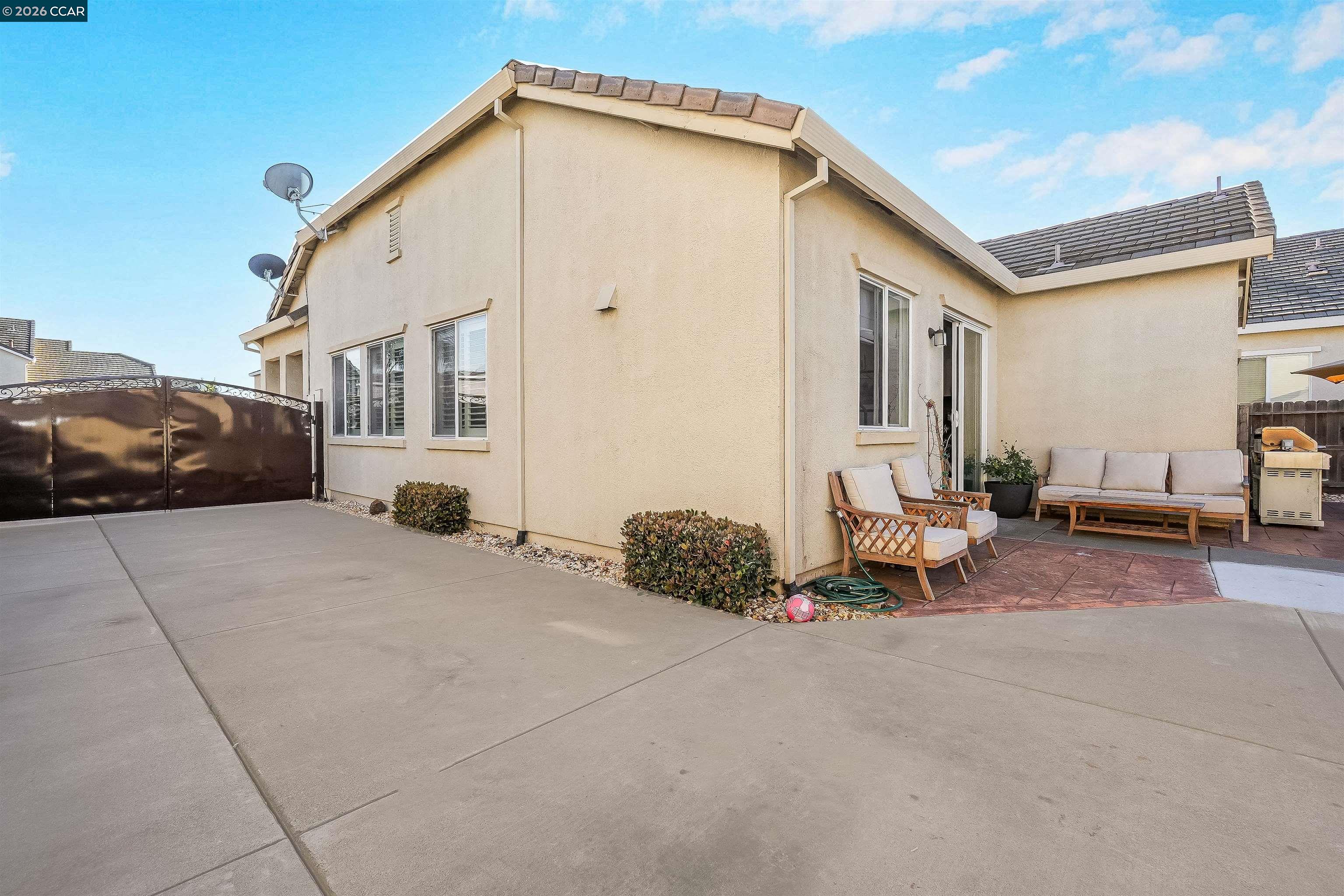 Detail Gallery Image 35 of 43 For 1633 Savannah Ln, Suisun City,  CA 94585 - 3 Beds | 2 Baths