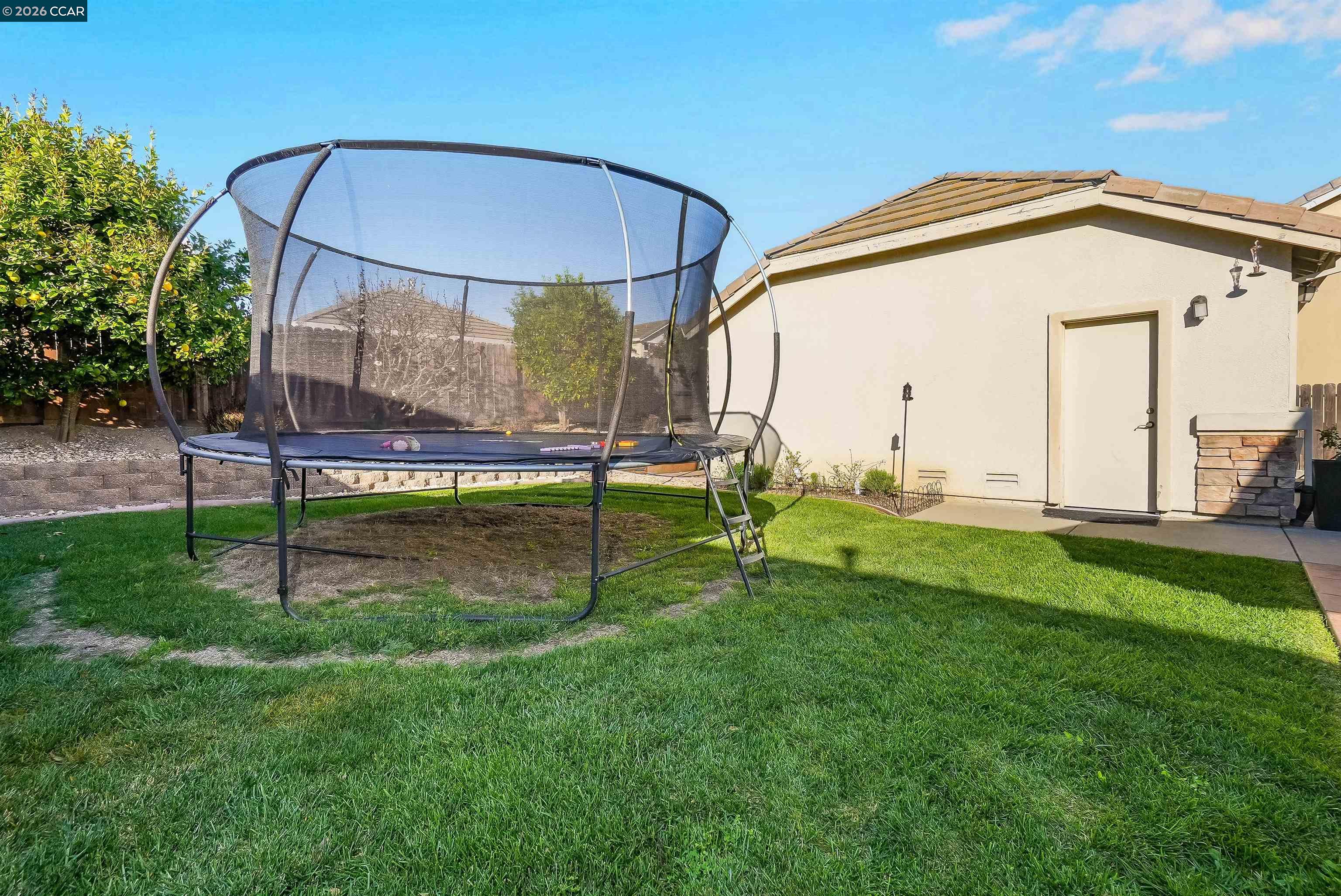 Detail Gallery Image 40 of 43 For 1633 Savannah Ln, Suisun City,  CA 94585 - 3 Beds | 2 Baths