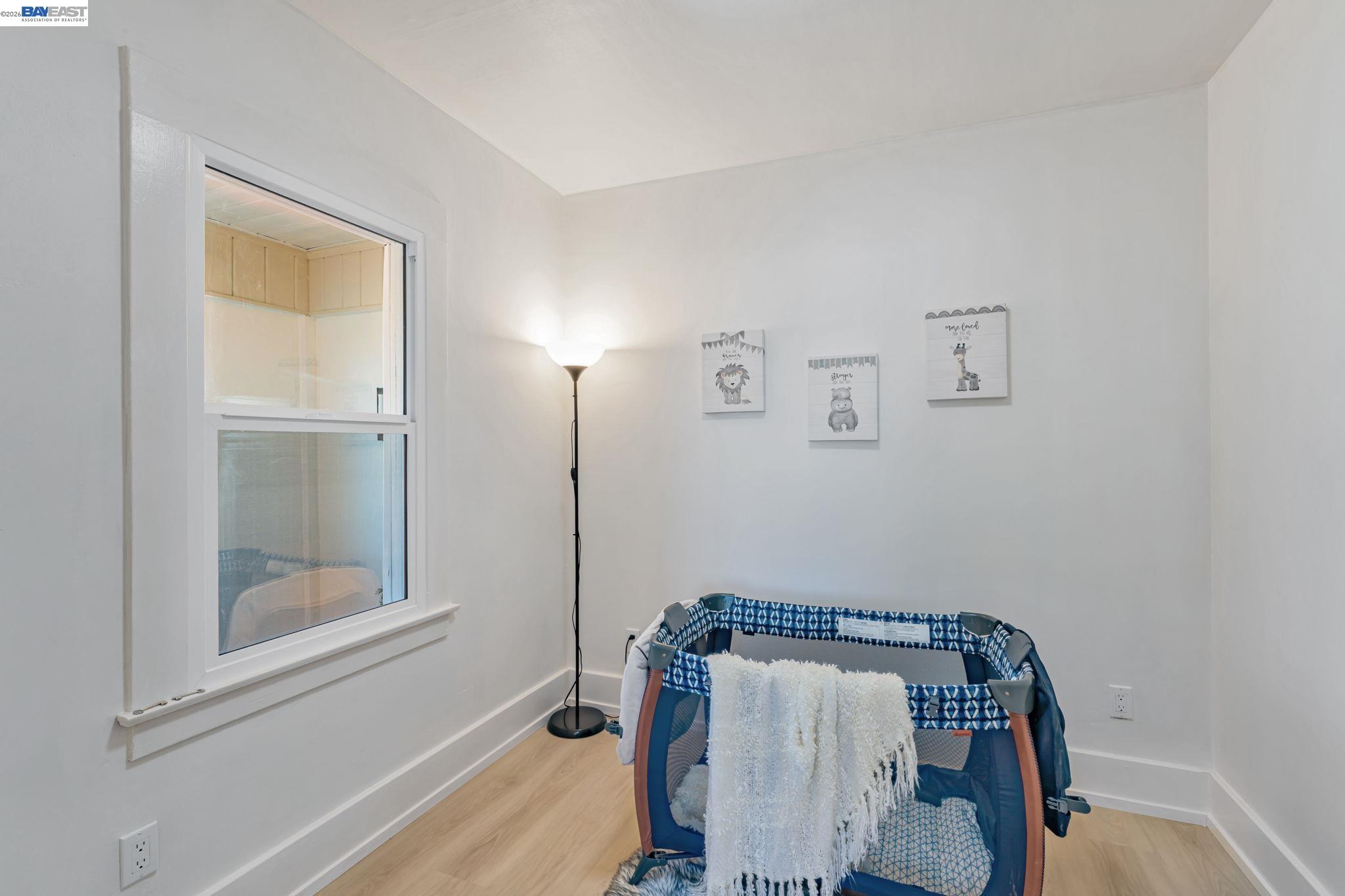 Detail Gallery Image 14 of 35 For 2720 Short St, Oakland,  CA 94619 - 2 Beds | 1 Baths