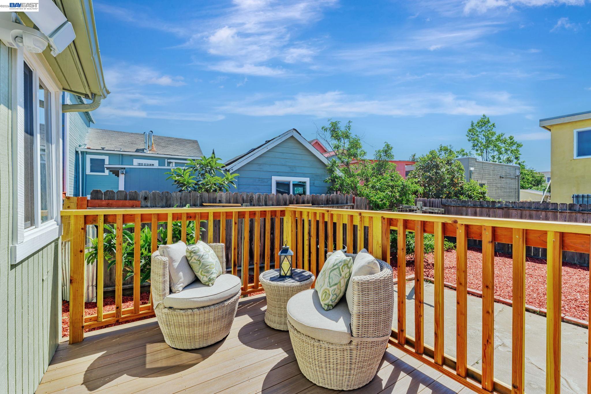 Detail Gallery Image 28 of 35 For 2720 Short St, Oakland,  CA 94619 - 2 Beds | 1 Baths