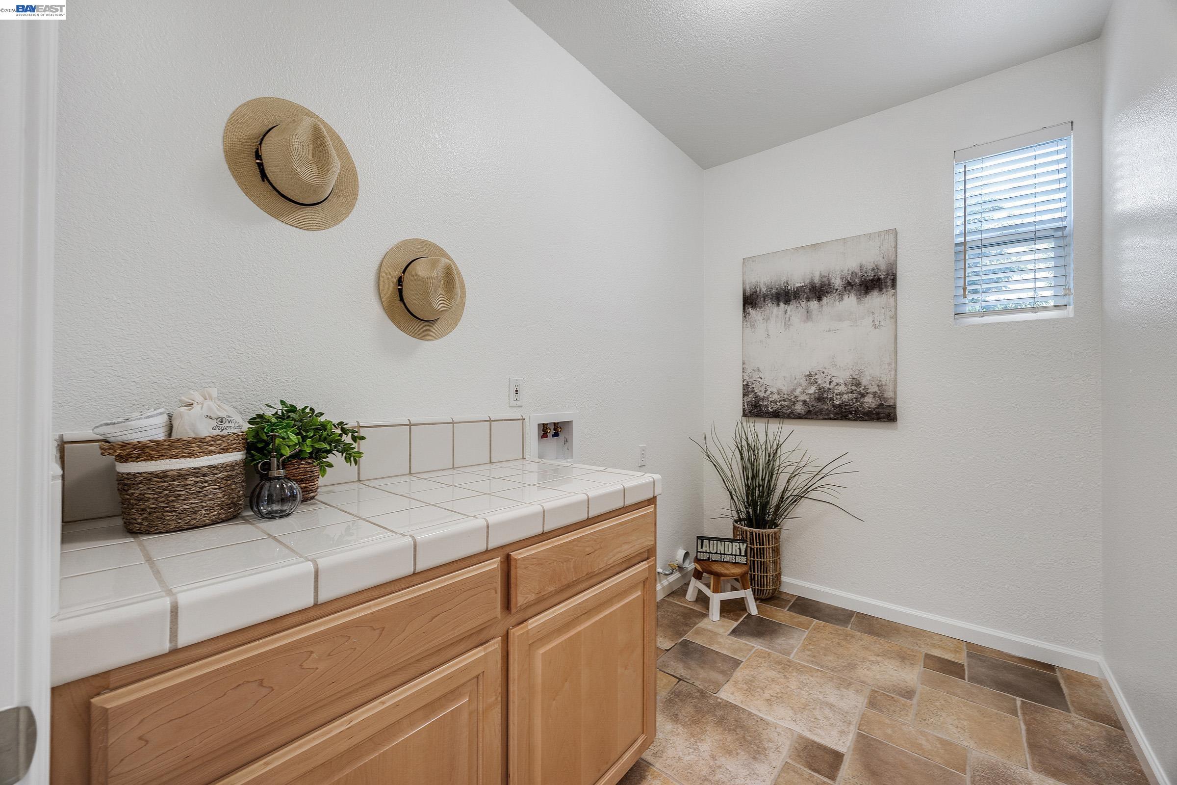 Detail Gallery Image 18 of 53 For 2492 Marshall Drive, Brentwood,  CA 94513 - 3 Beds | 2/1 Baths