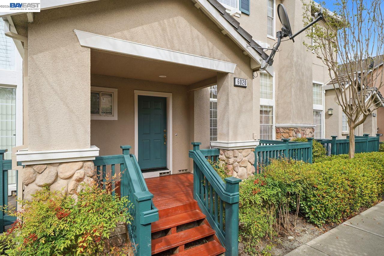 Photo #2: 41127652 Listing: Photo #2