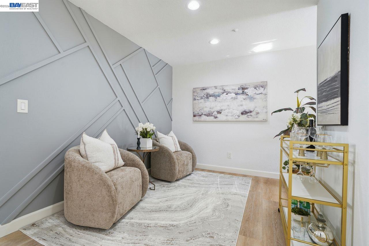 Photo #8: 41127652 Listing: Photo #8