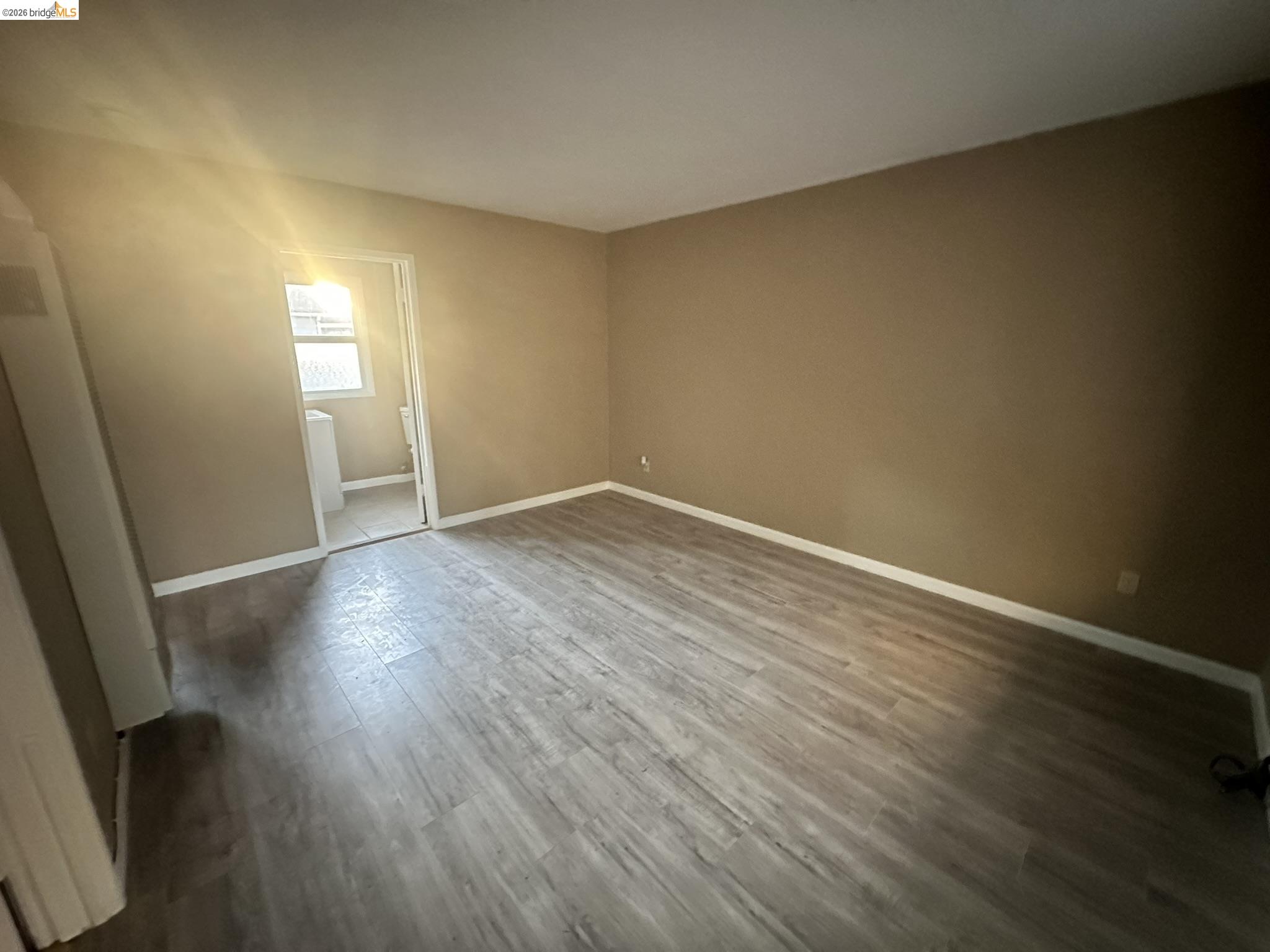 Detail Gallery Image 32 of 40 For 1075 47th St, Emeryville,  CA 94608 - – Beds | – Baths