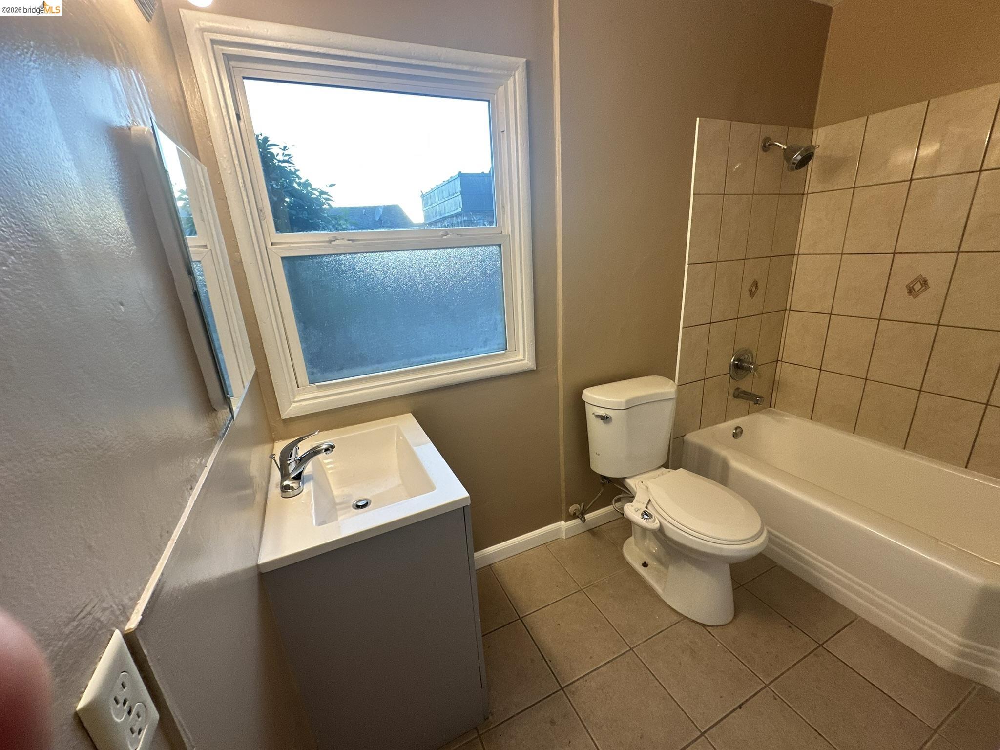 Detail Gallery Image 39 of 40 For 1075 47th St, Emeryville,  CA 94608 - – Beds | – Baths