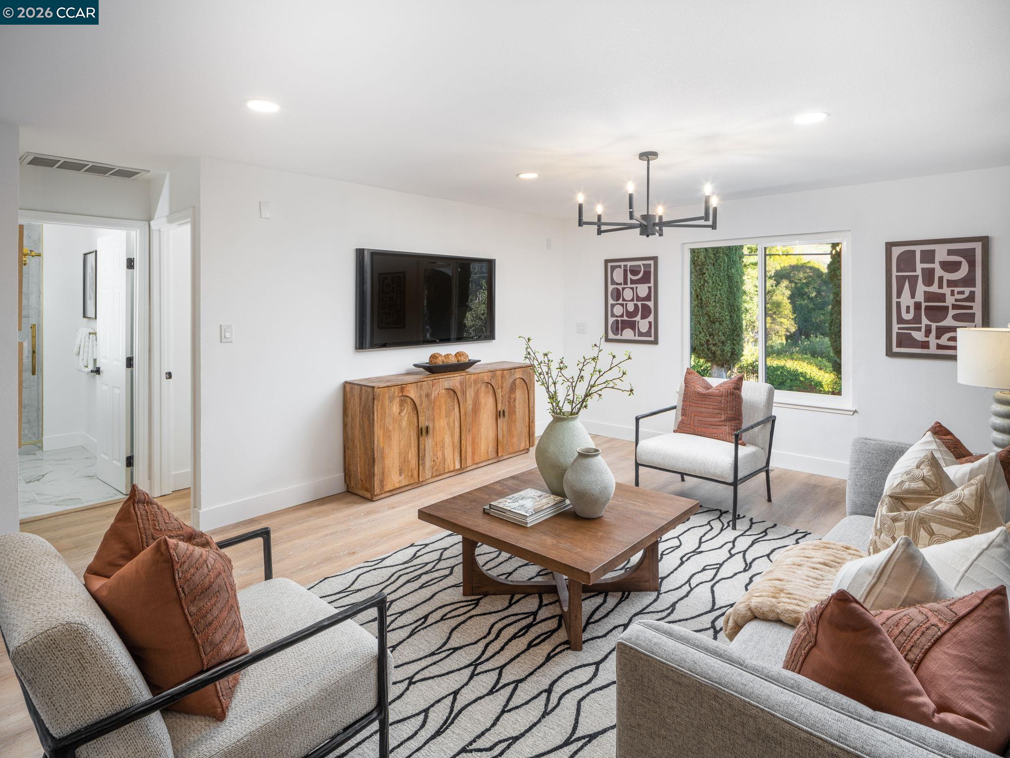 Detail Gallery Image 25 of 60 For 320 Miranda Ln, Alamo,  CA 94507 - 5 Beds | 3 Baths