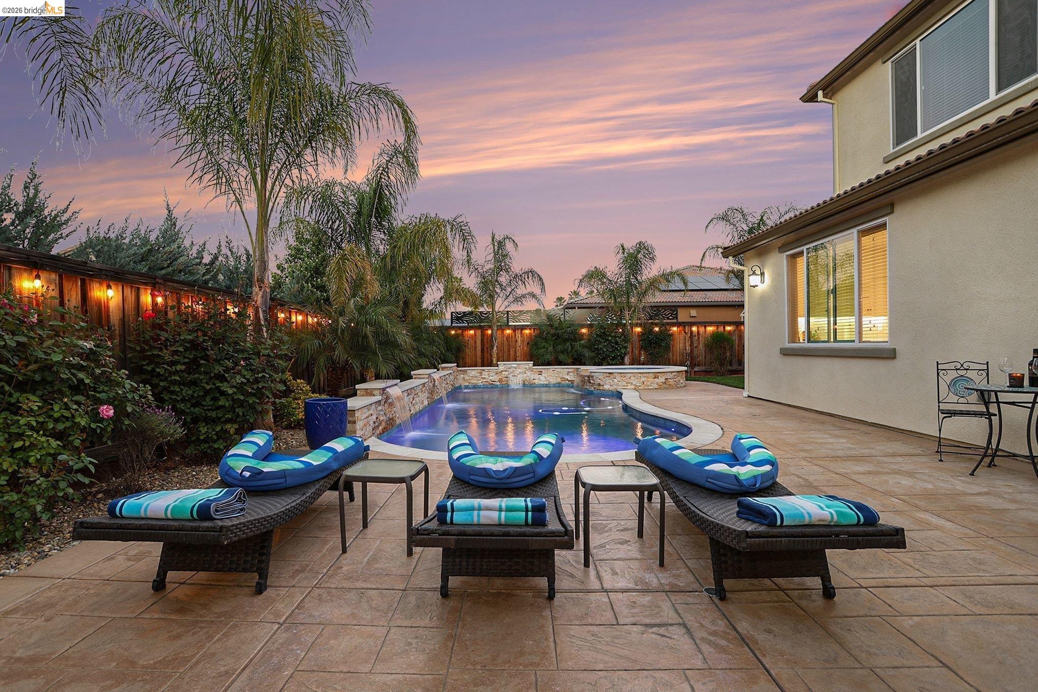 Detail Gallery Image 2 of 58 For 171 Cider Cir, Brentwood,  CA 94513 - 4 Beds | 3/1 Baths