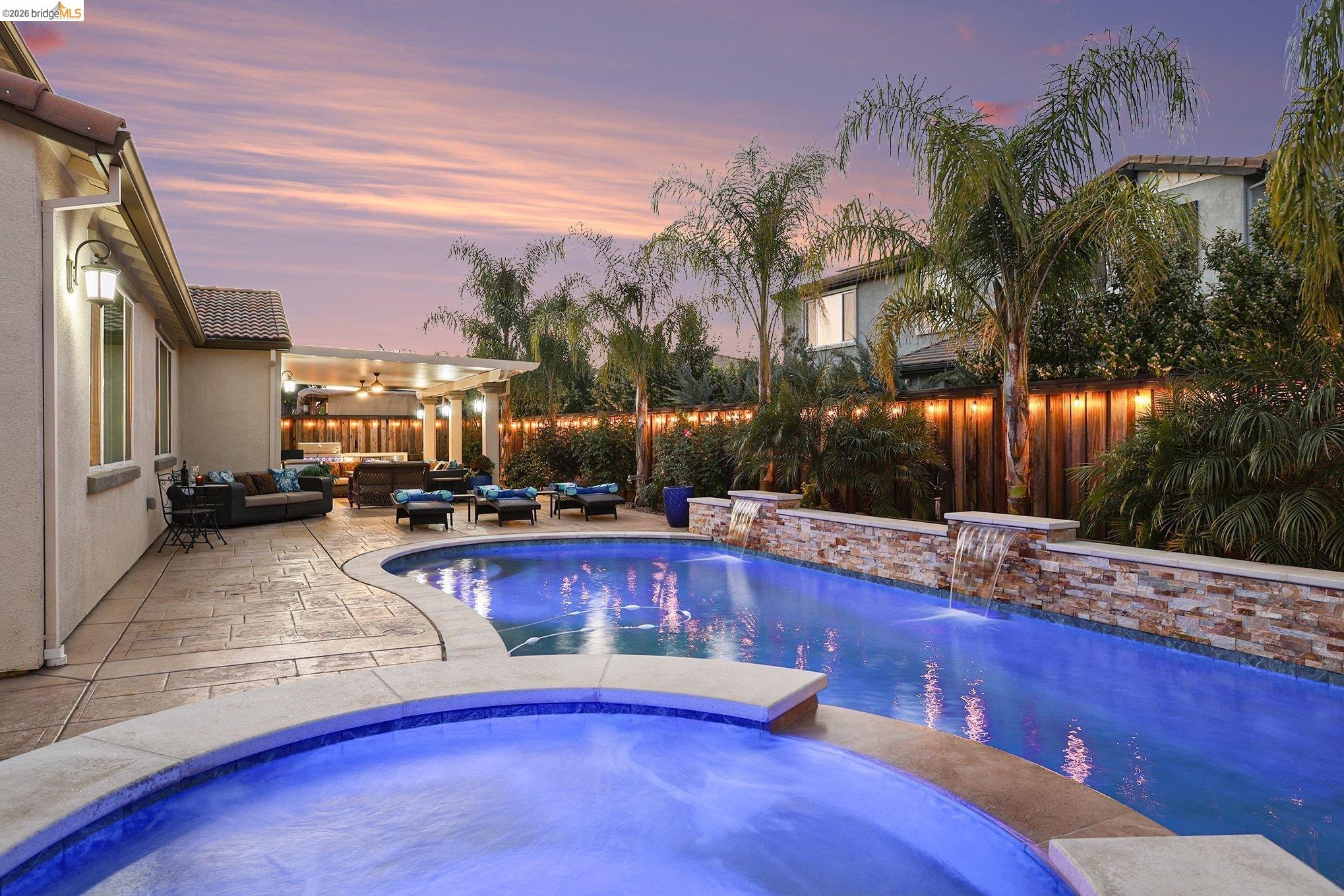 Detail Gallery Image 5 of 58 For 171 Cider Cir, Brentwood,  CA 94513 - 4 Beds | 3/1 Baths