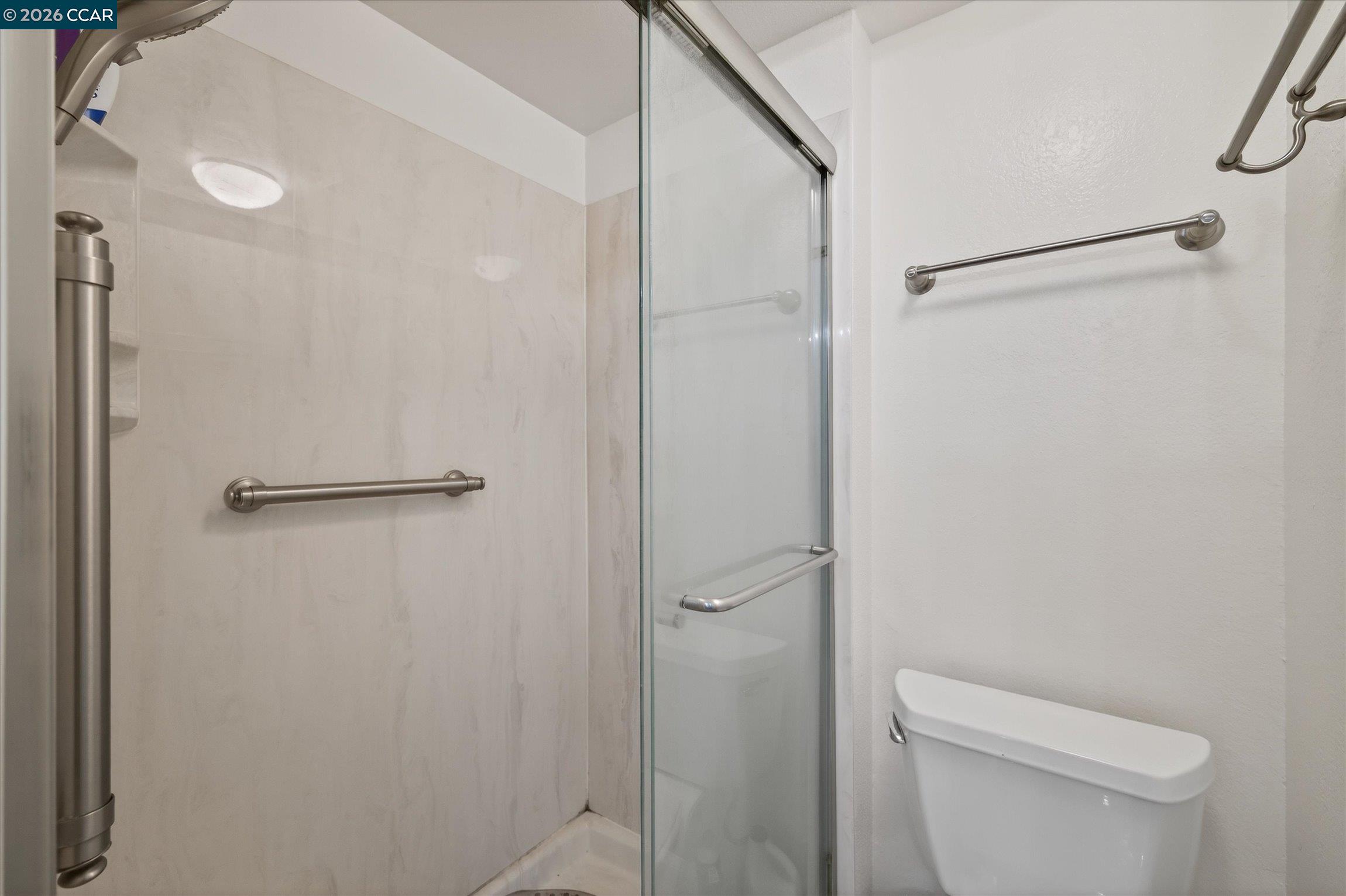 Photo #22: 41127659 Listing: Photo #22