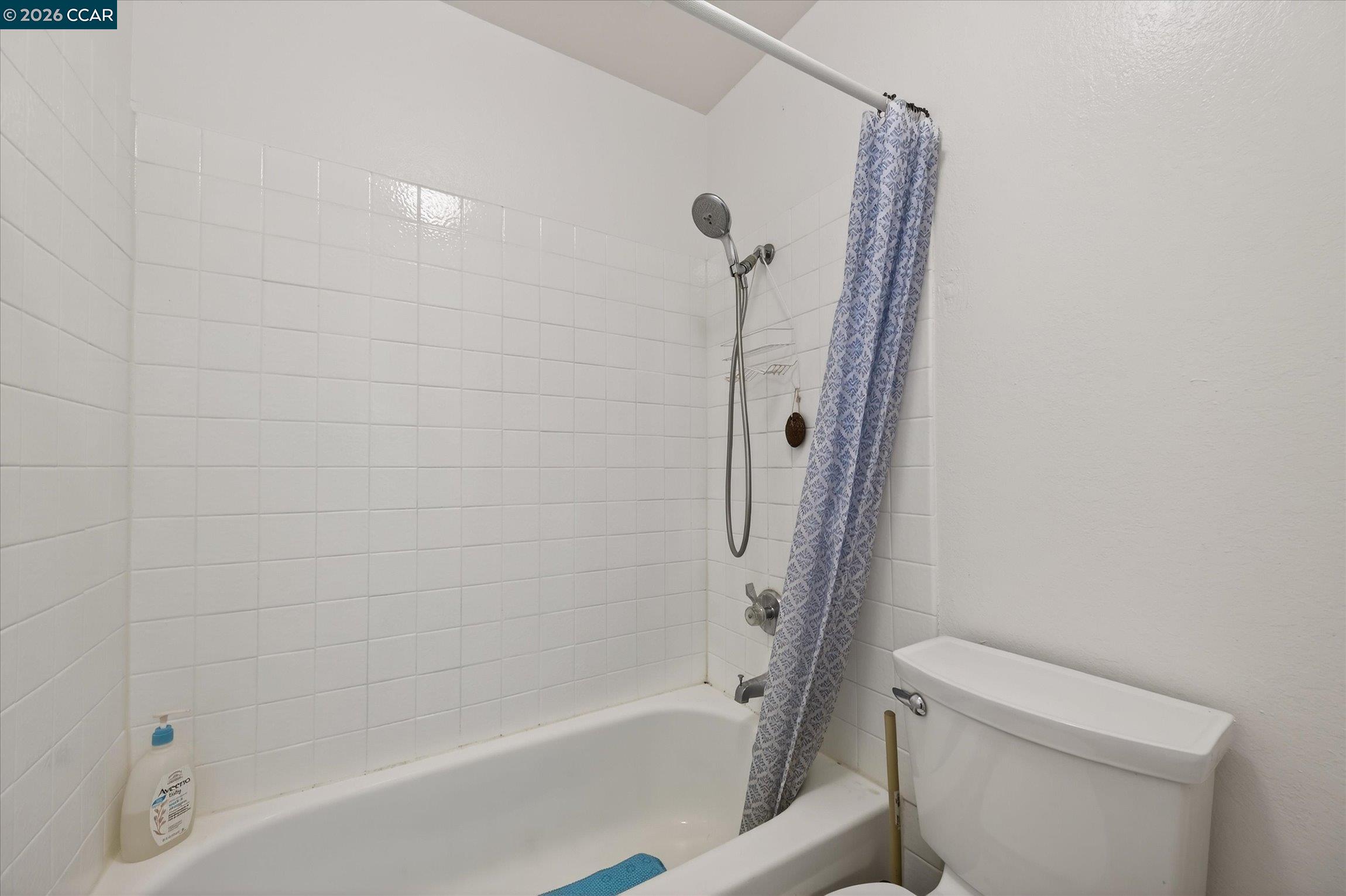 Photo #26: 41127659 Listing: Photo #26