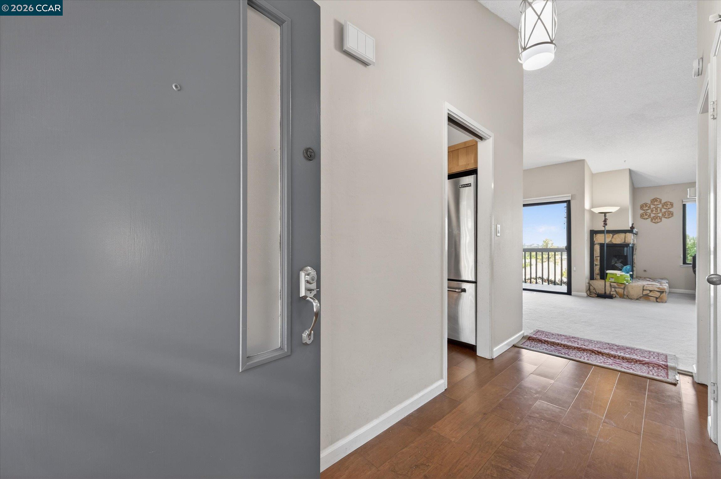 Photo #4: 41127659 Listing: Photo #4