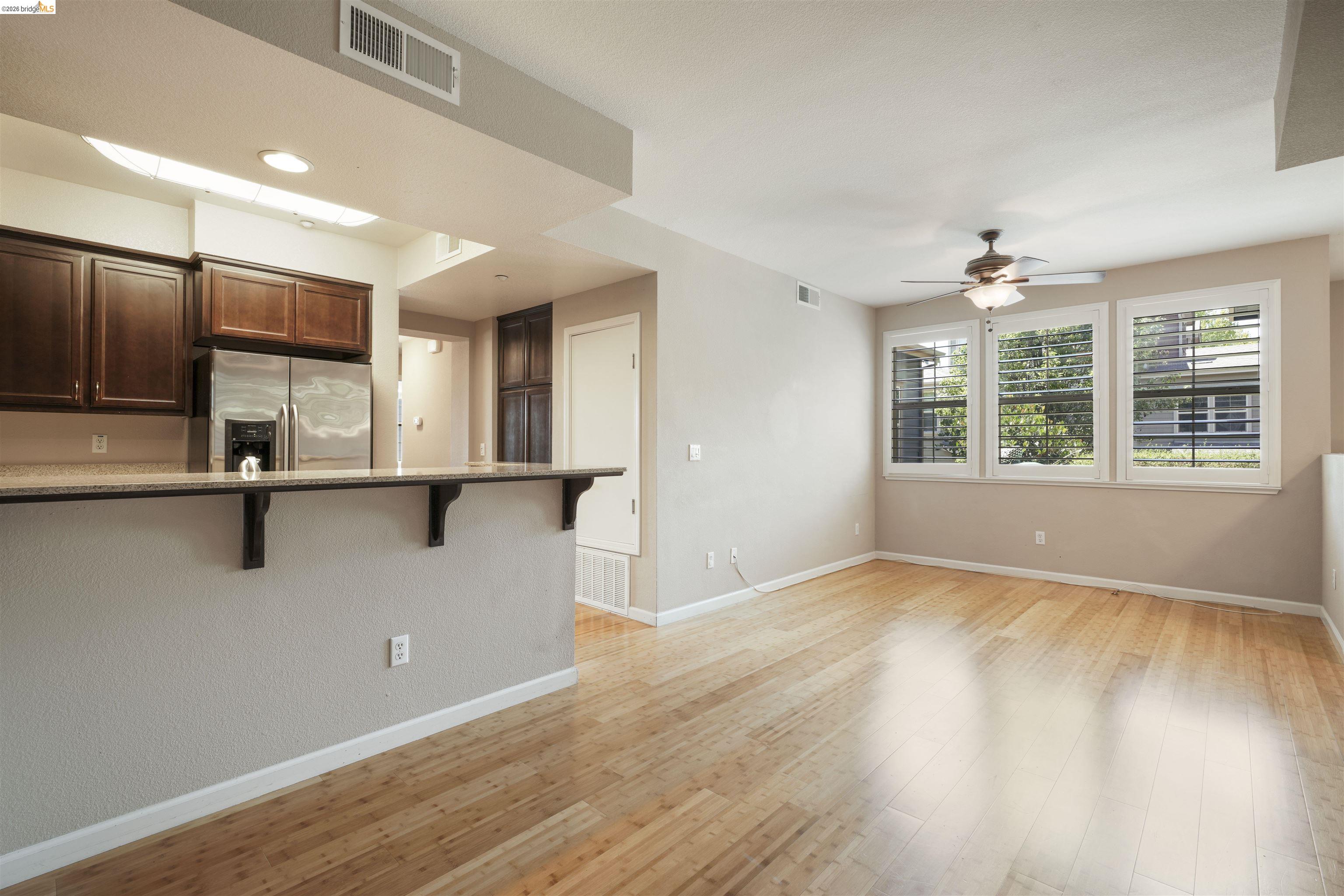 Photo #8: 41127660 Listing: Photo #8