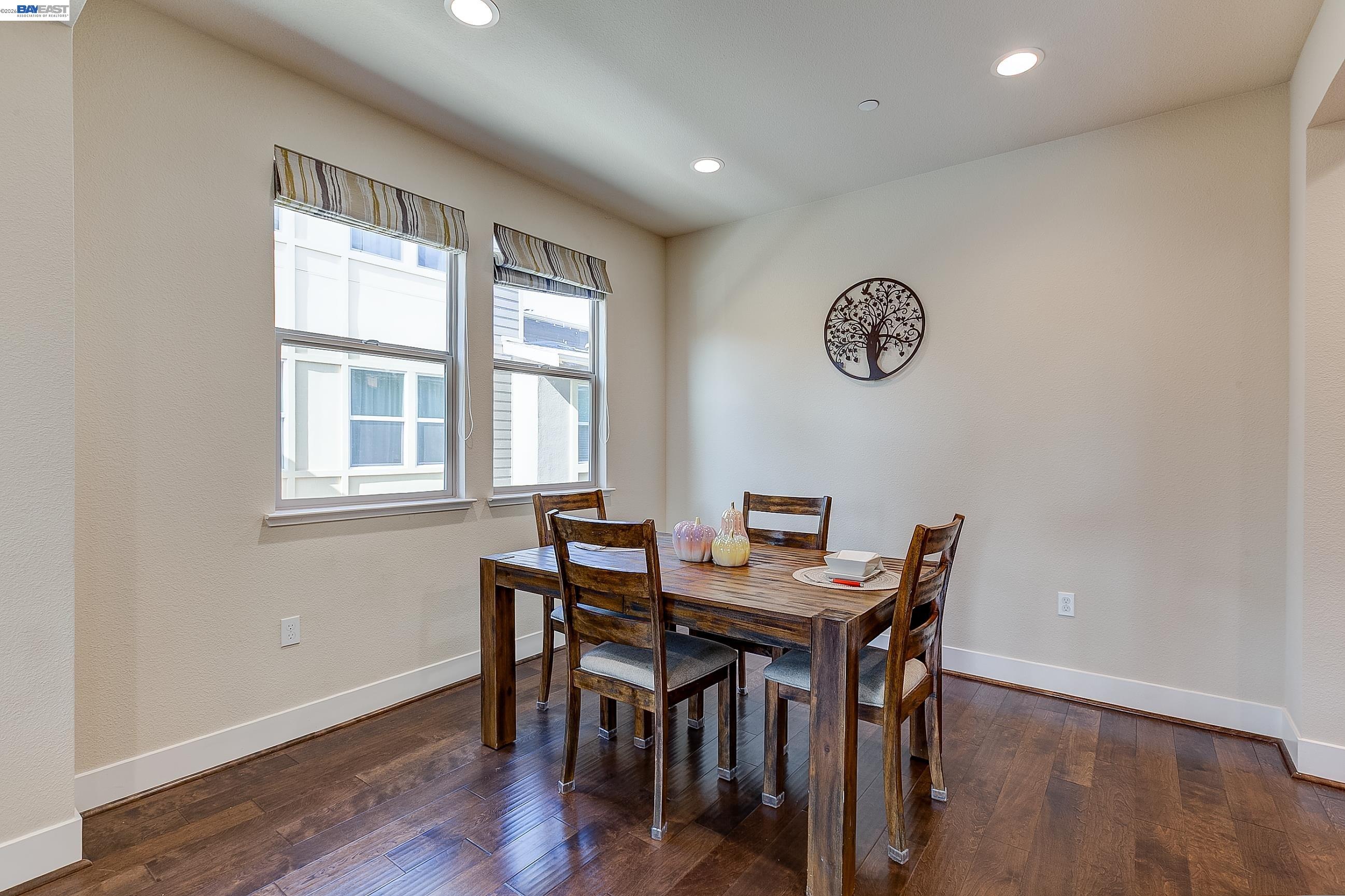 Photo #16: 41127661 Listing: Photo #16