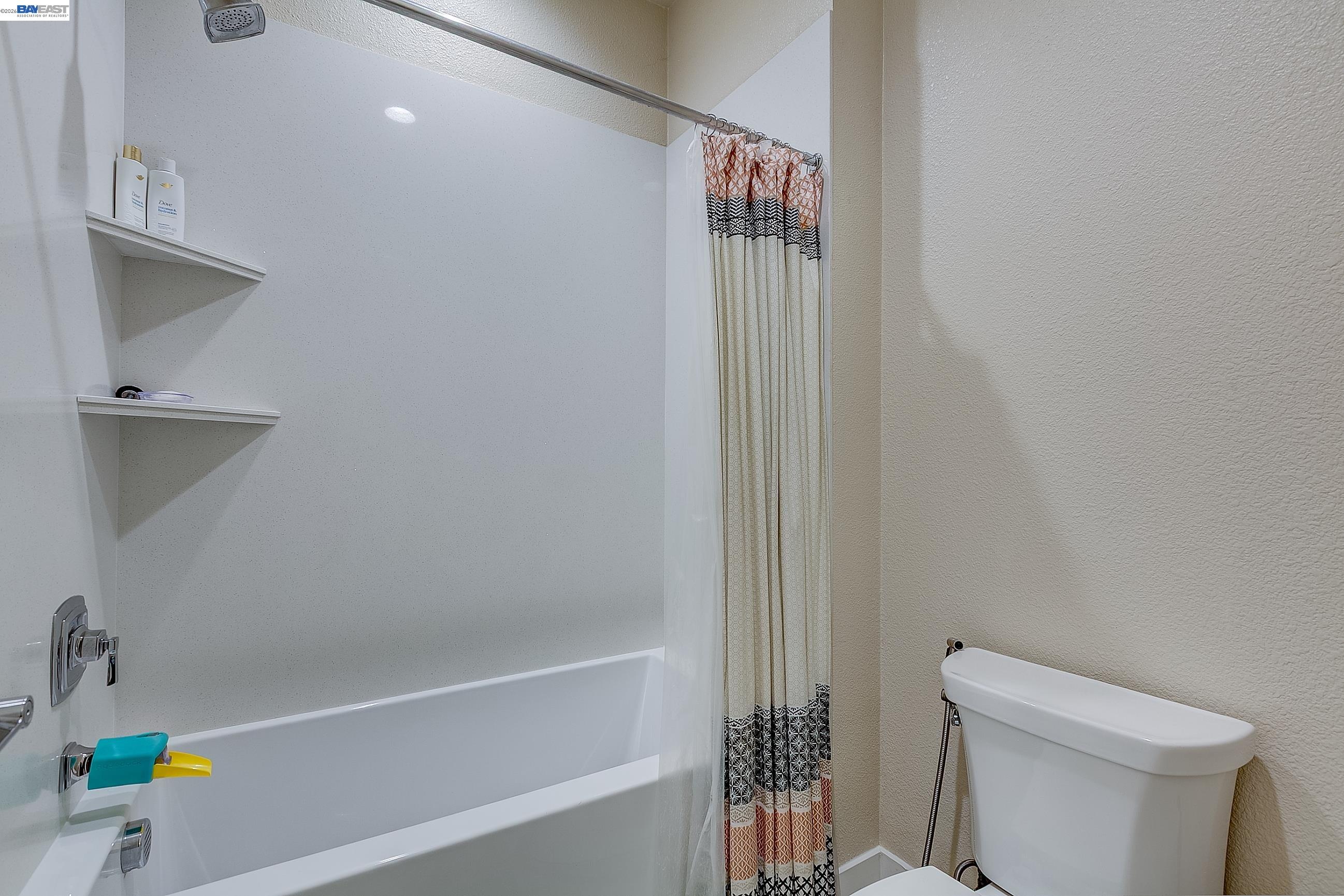 Photo #32: 41127661 Listing: Photo #32