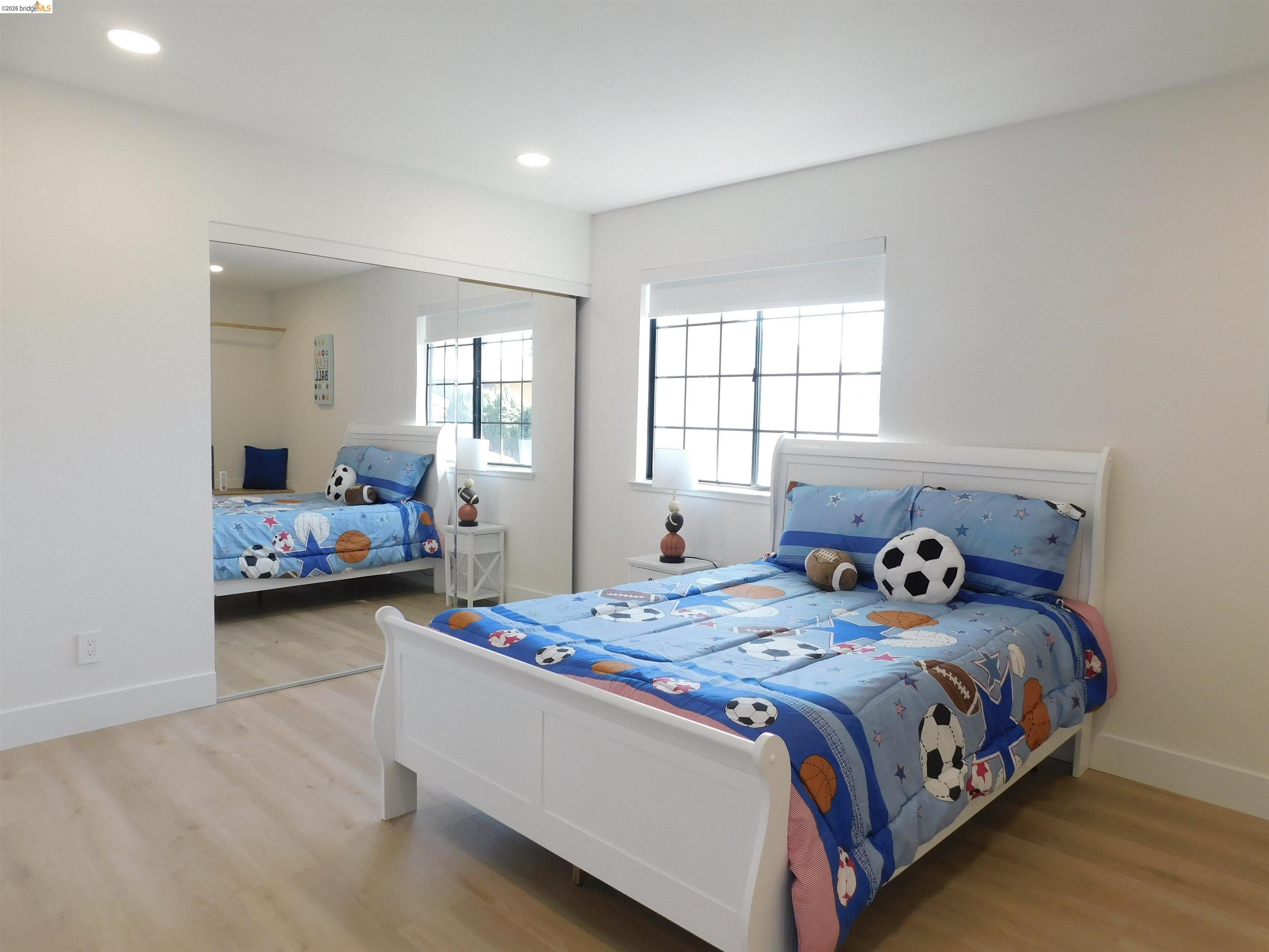 Detail Gallery Image 14 of 35 For 3042 Potrero Way, Fairfield,  CA 94534 - 5 Beds | 2/1 Baths