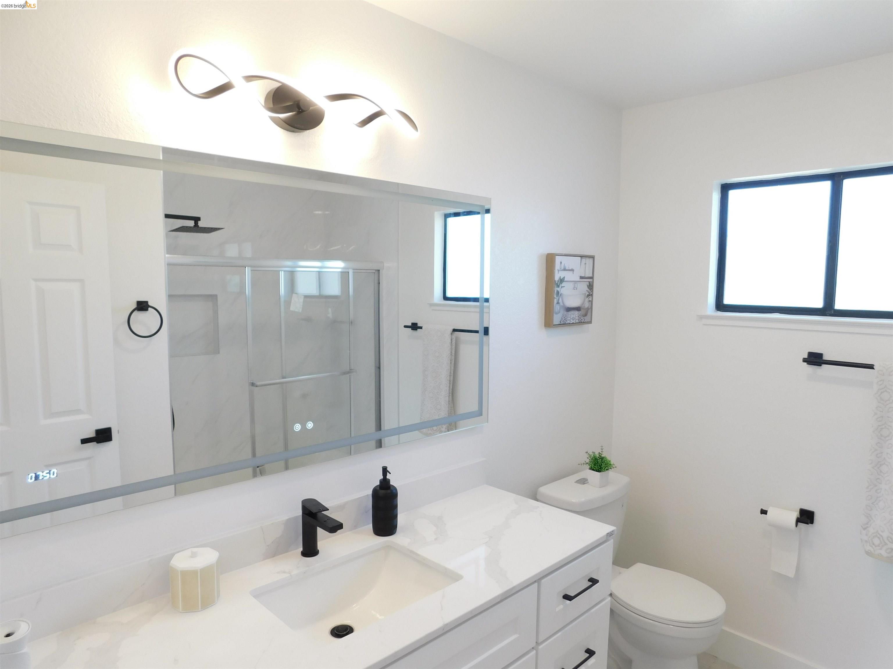 Detail Gallery Image 18 of 35 For 3042 Potrero Way, Fairfield,  CA 94534 - 5 Beds | 2/1 Baths