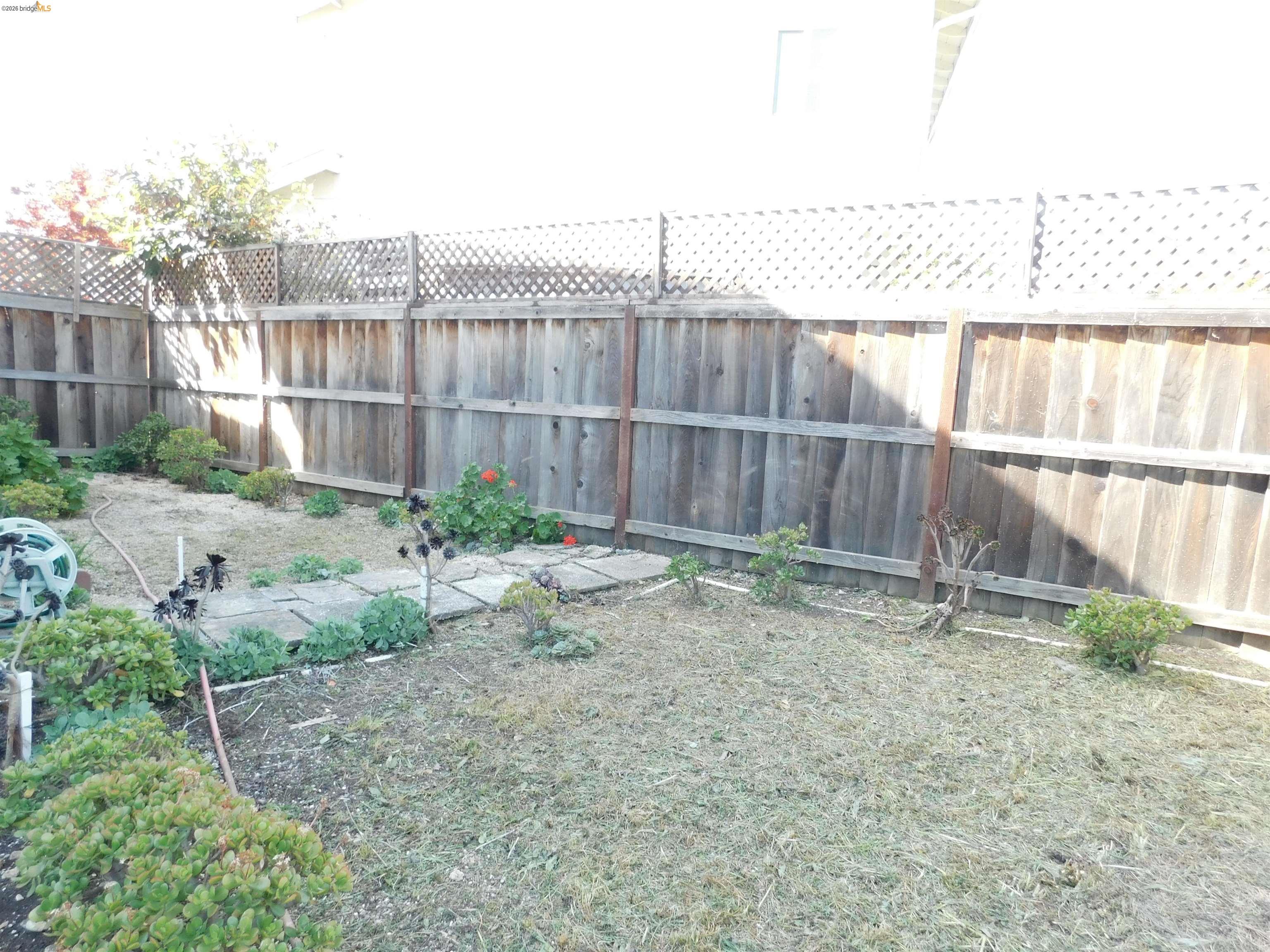 Detail Gallery Image 30 of 35 For 3042 Potrero Way, Fairfield,  CA 94534 - 5 Beds | 2/1 Baths