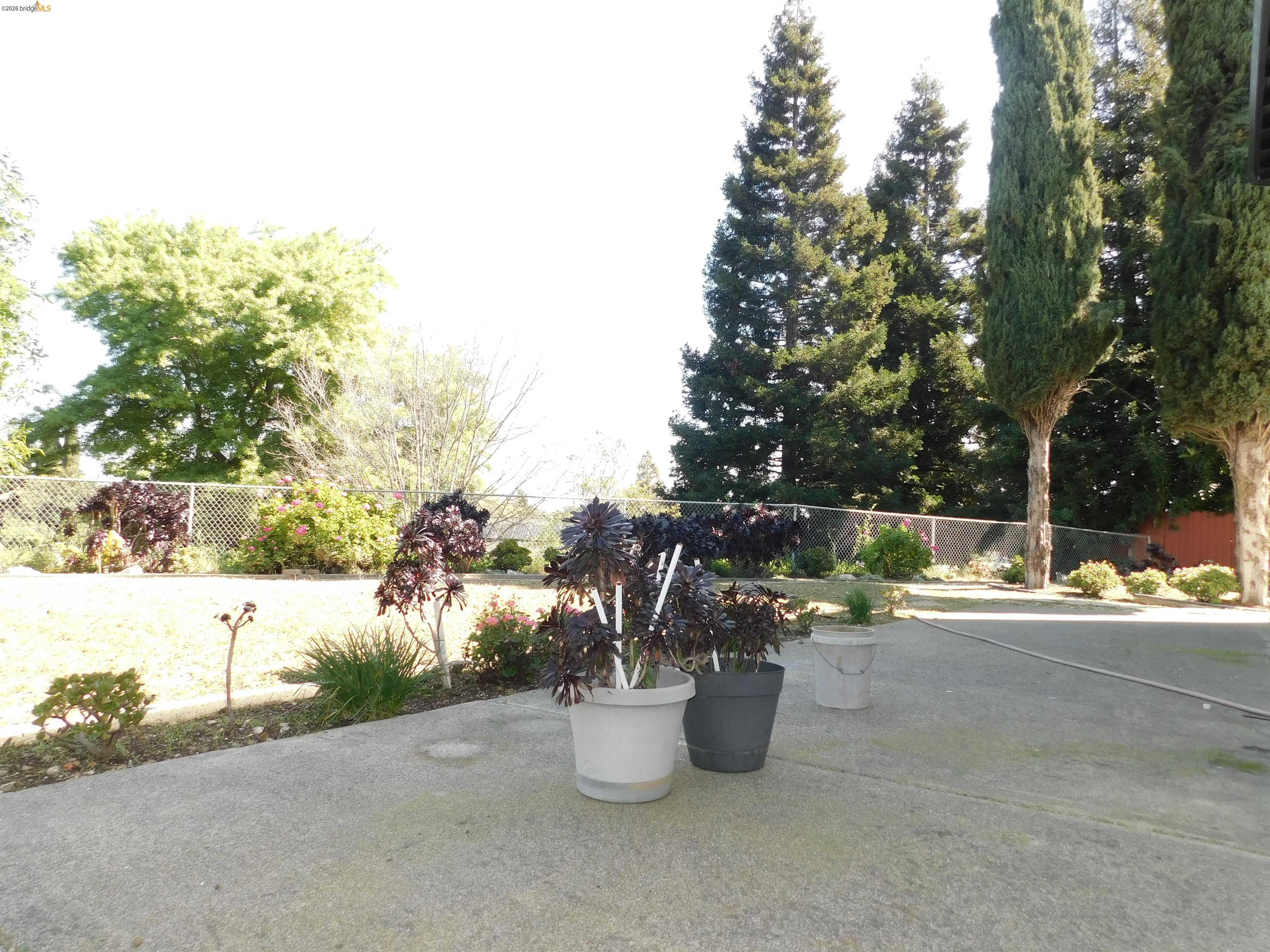 Detail Gallery Image 31 of 35 For 3042 Potrero Way, Fairfield,  CA 94534 - 5 Beds | 2/1 Baths