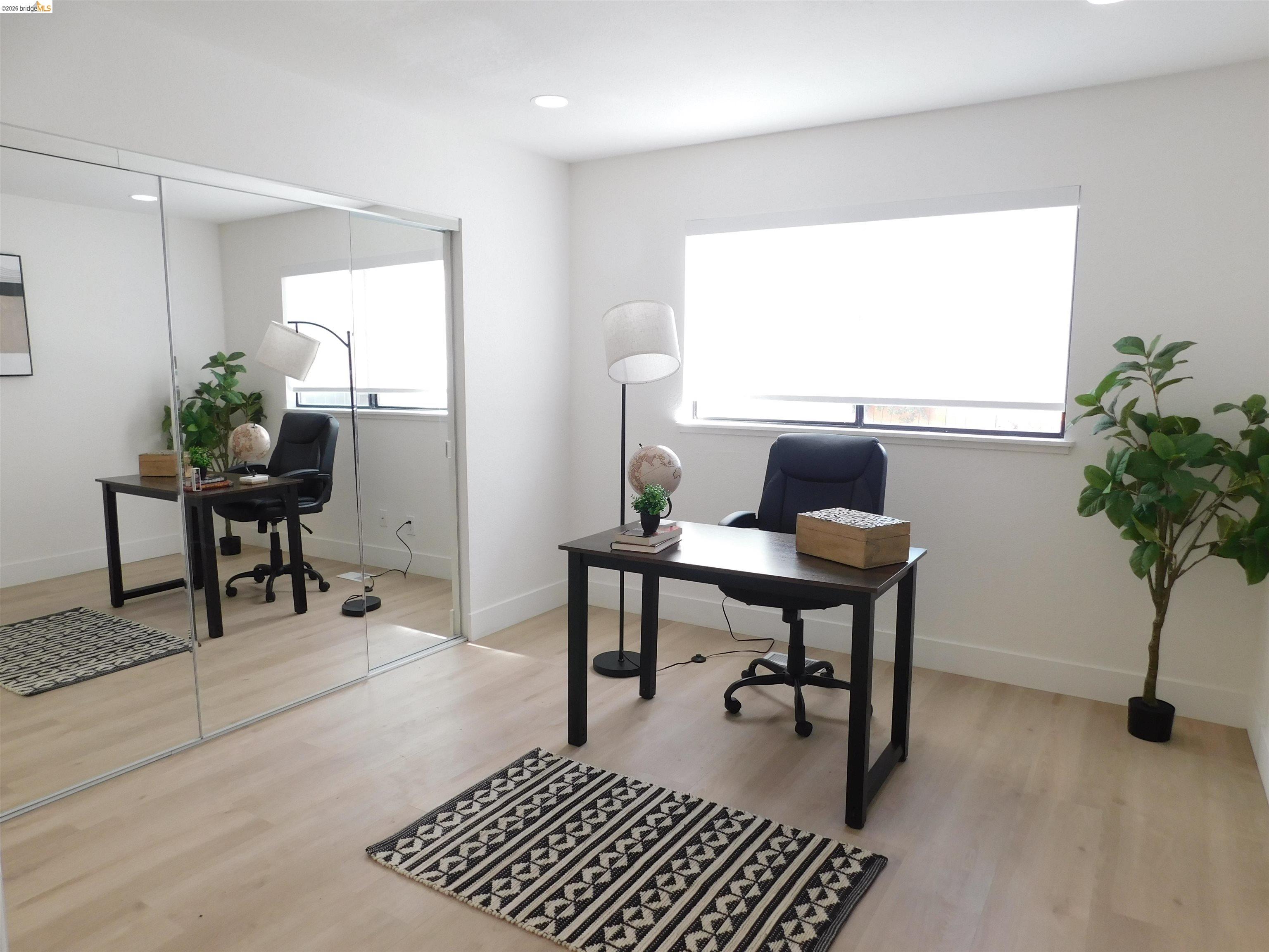 Detail Gallery Image 9 of 35 For 3042 Potrero Way, Fairfield,  CA 94534 - 5 Beds | 2/1 Baths