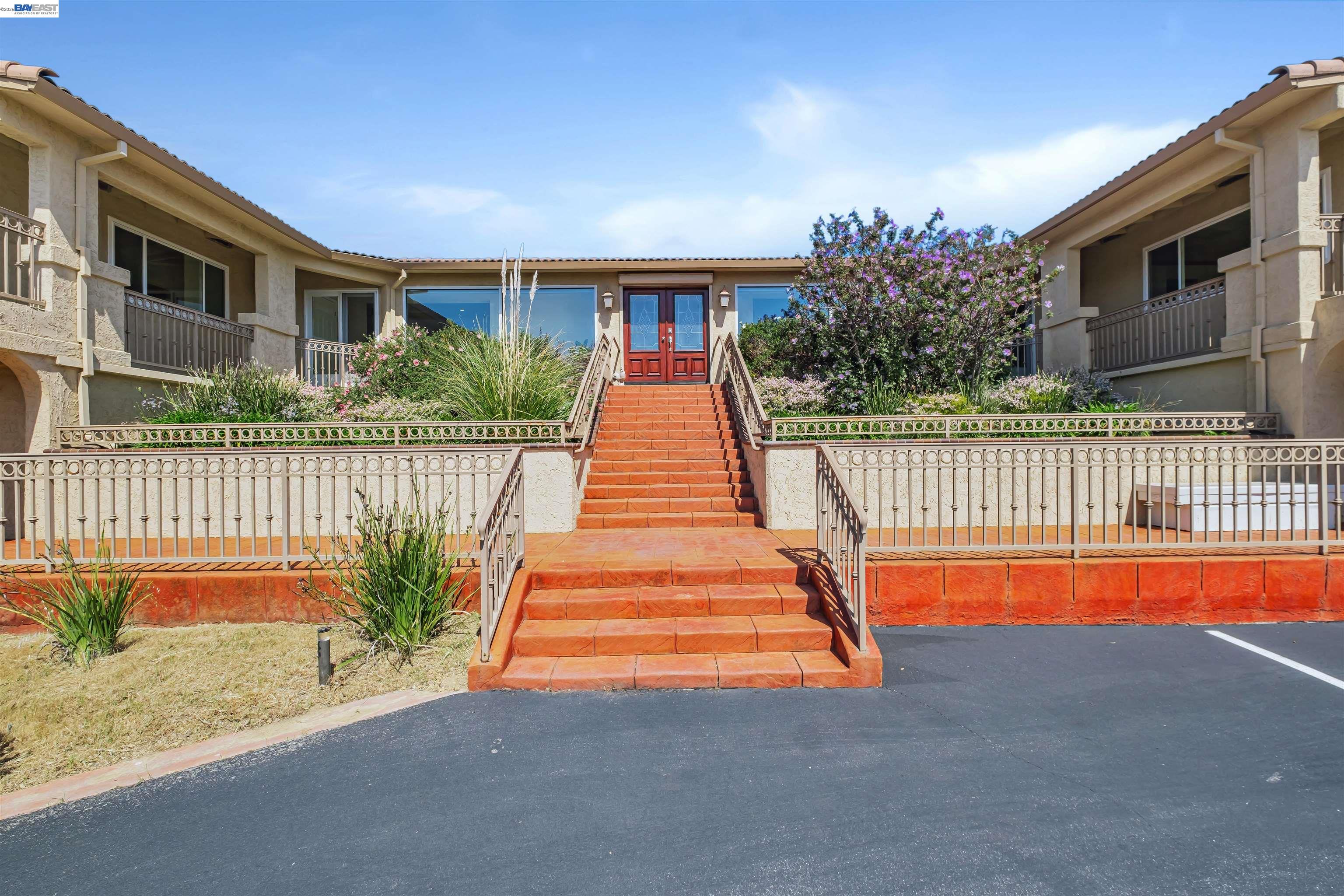 Detail Gallery Image 14 of 60 For 41794 Vargas Rd, Fremont,  CA 94539 - 5 Beds | 5/1 Baths