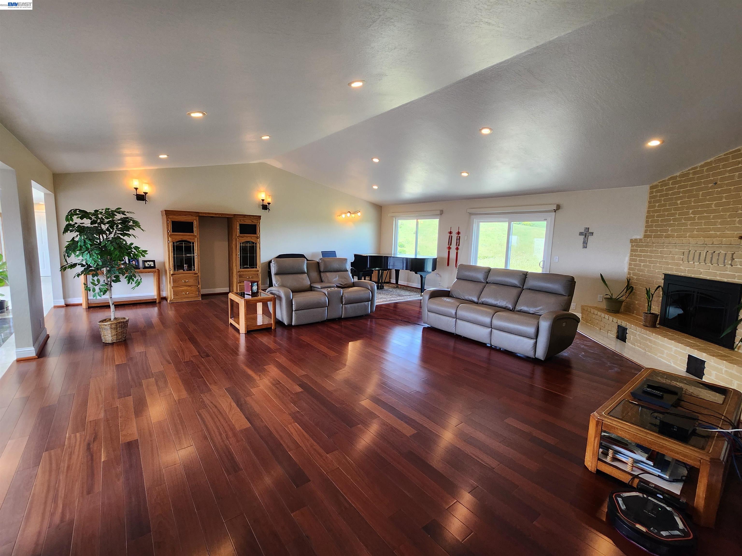 Detail Gallery Image 21 of 60 For 41794 Vargas Rd, Fremont,  CA 94539 - 5 Beds | 5/1 Baths