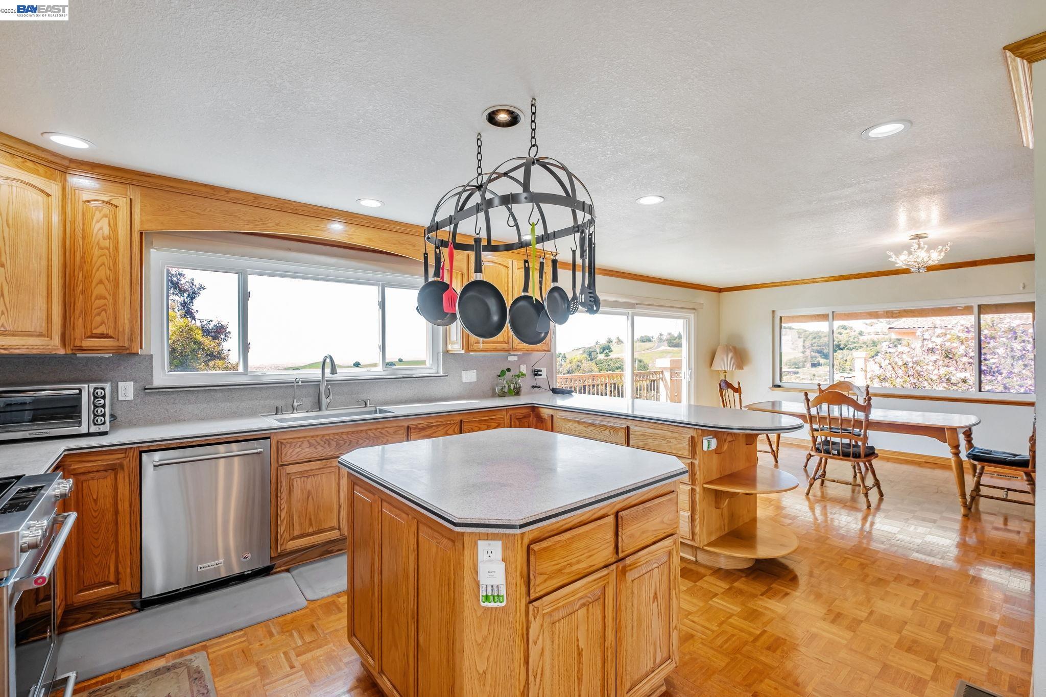 Detail Gallery Image 24 of 60 For 41794 Vargas Rd, Fremont,  CA 94539 - 5 Beds | 5/1 Baths