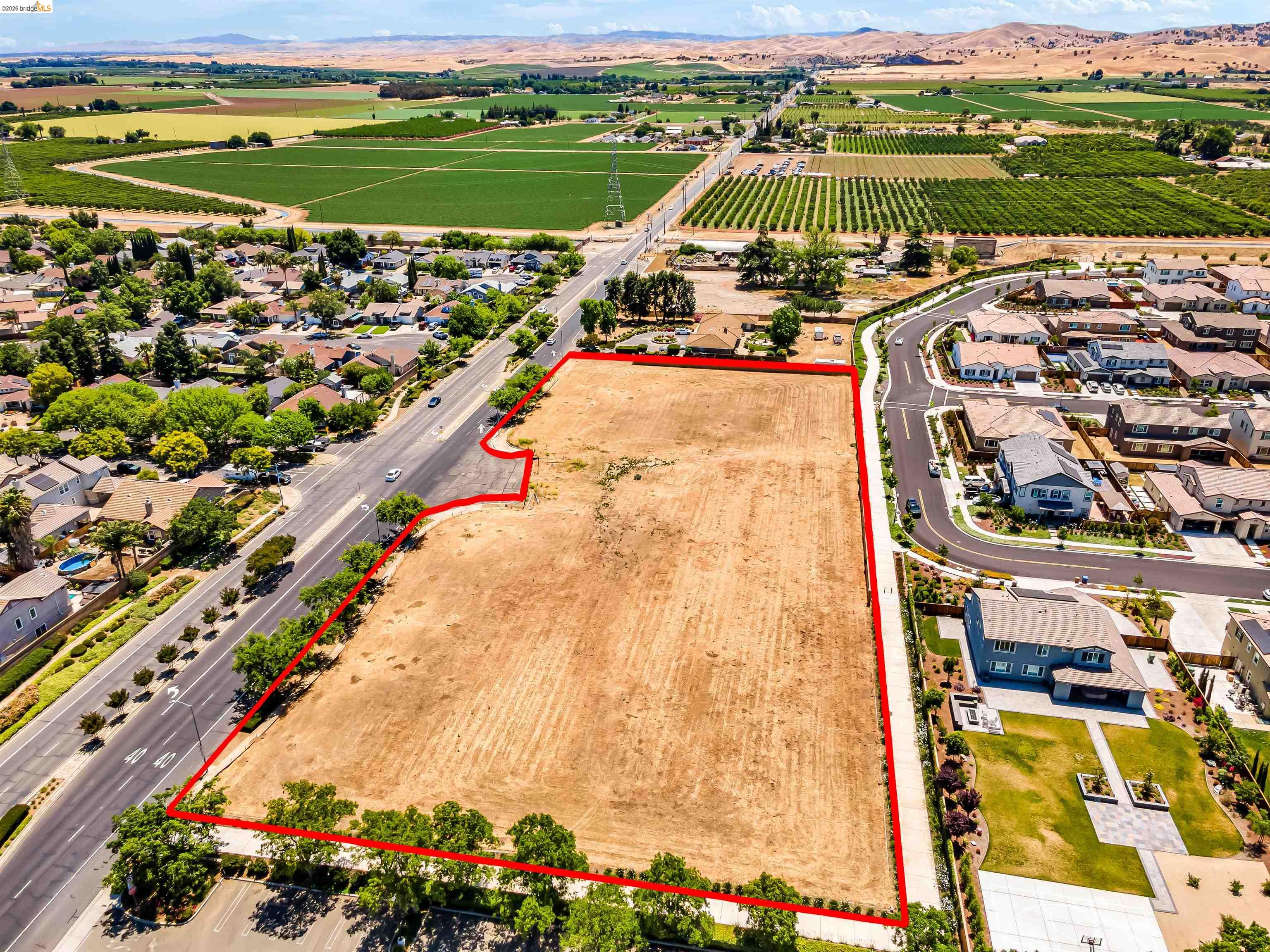 Detail Gallery Image 3 of 4 For Walnut Blvd, Brentwood,  CA 94513 - – Beds | – Baths