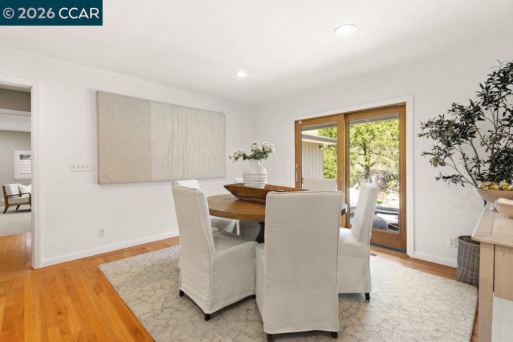 Detail Gallery Image 15 of 43 For 607 Rheem Blvd, Moraga,  CA 94556 - 3 Beds | 3 Baths