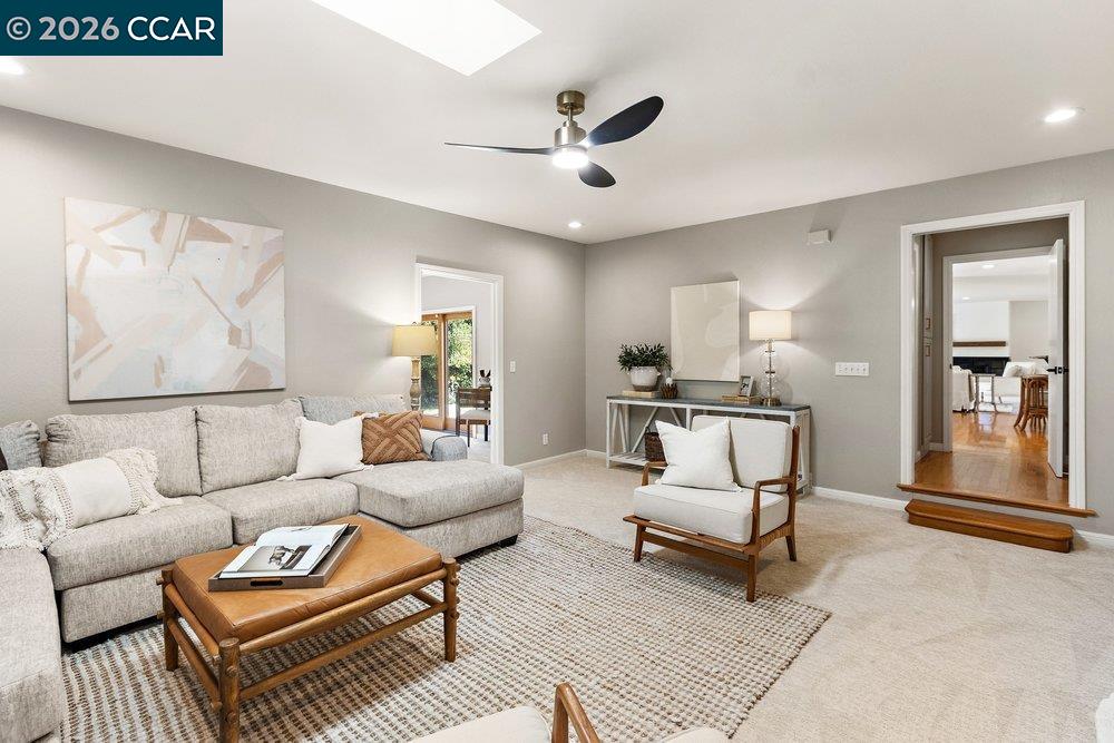 Detail Gallery Image 32 of 43 For 607 Rheem Blvd, Moraga,  CA 94556 - 3 Beds | 3 Baths