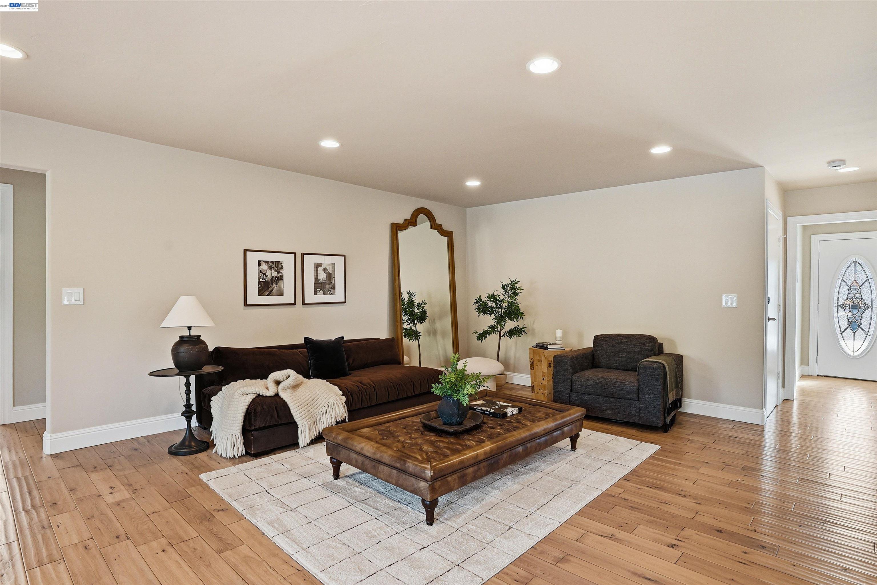 Detail Gallery Image 12 of 54 For 42194 Camino Santa Barbara, Fremont,  CA 94539 - 6 Beds | 3 Baths