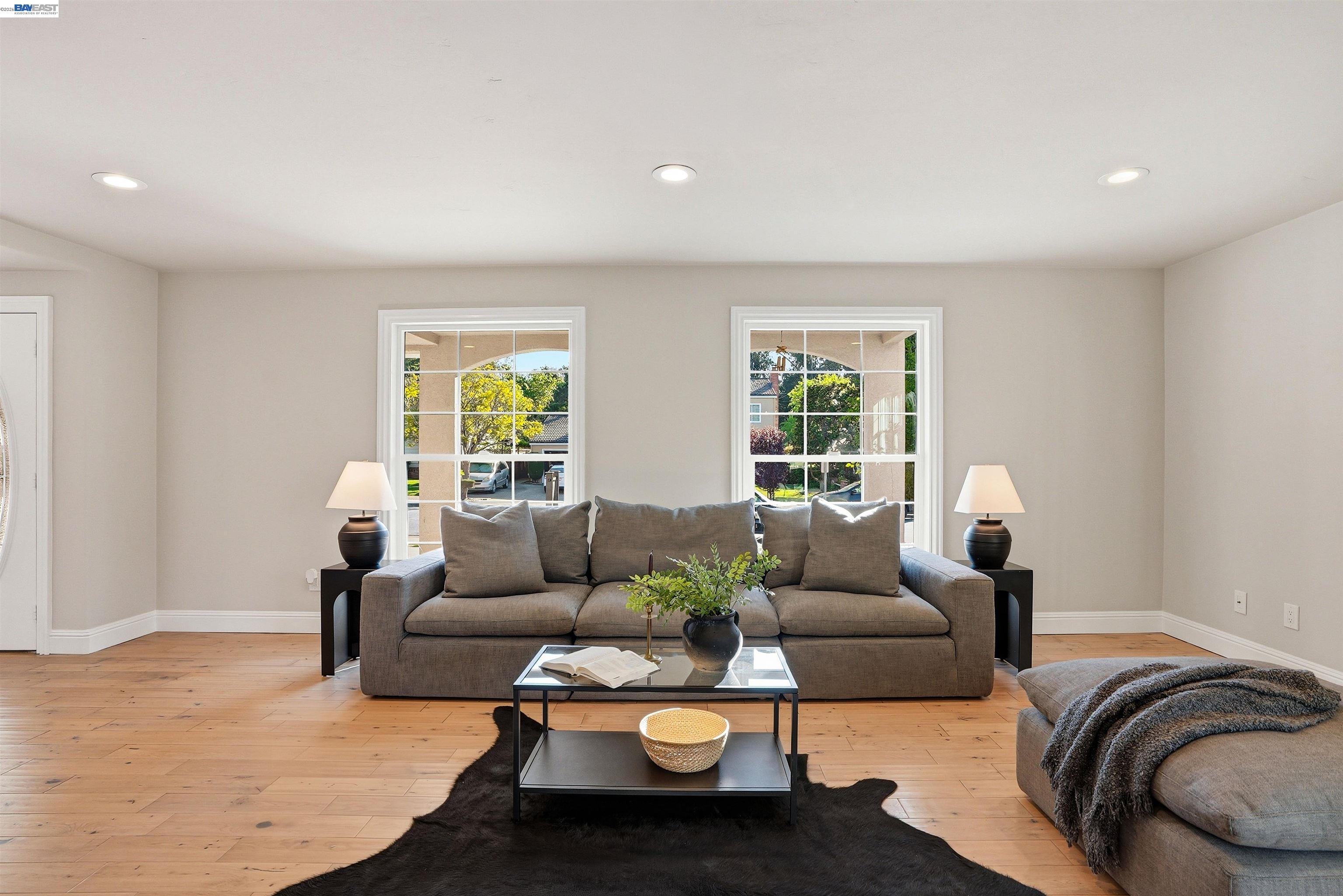 Detail Gallery Image 4 of 54 For 42194 Camino Santa Barbara, Fremont,  CA 94539 - 6 Beds | 3 Baths