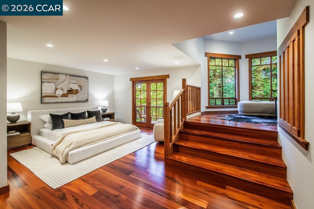 Detail Gallery Image 16 of 60 For 1 Scenic Lane, Lafayette,  CA 94549 - 4 Beds | 3 Baths